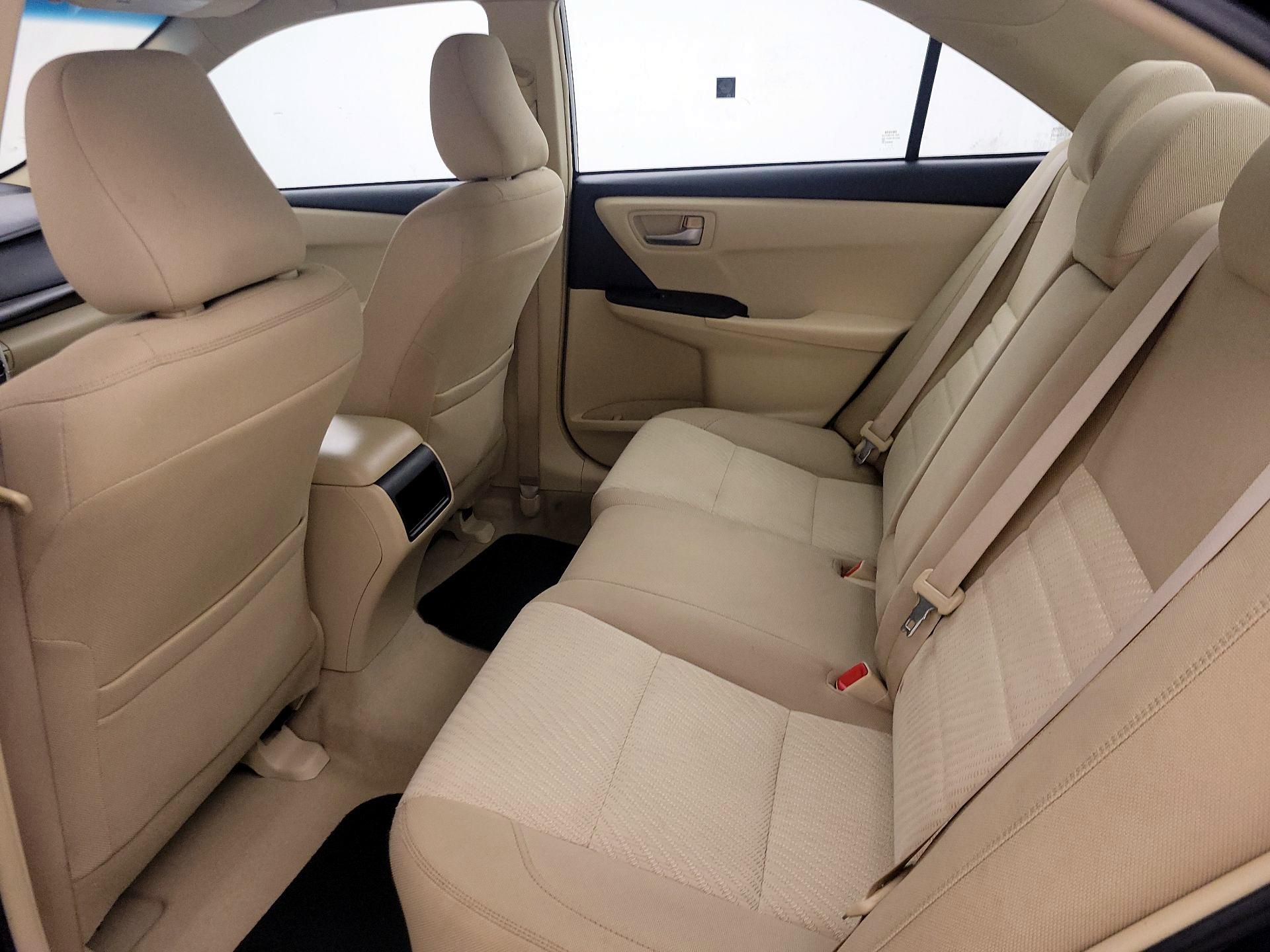 Thumbnail: 2015 Toyota Camry - 19