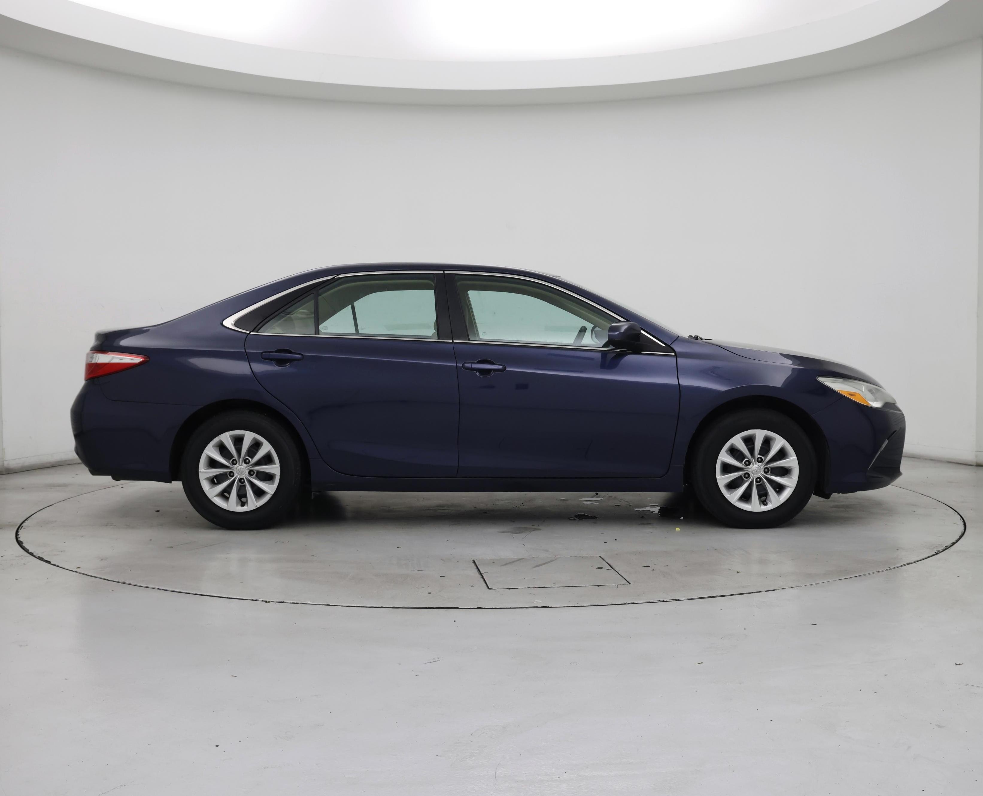 Thumbnail: 2015 Toyota Camry - 7