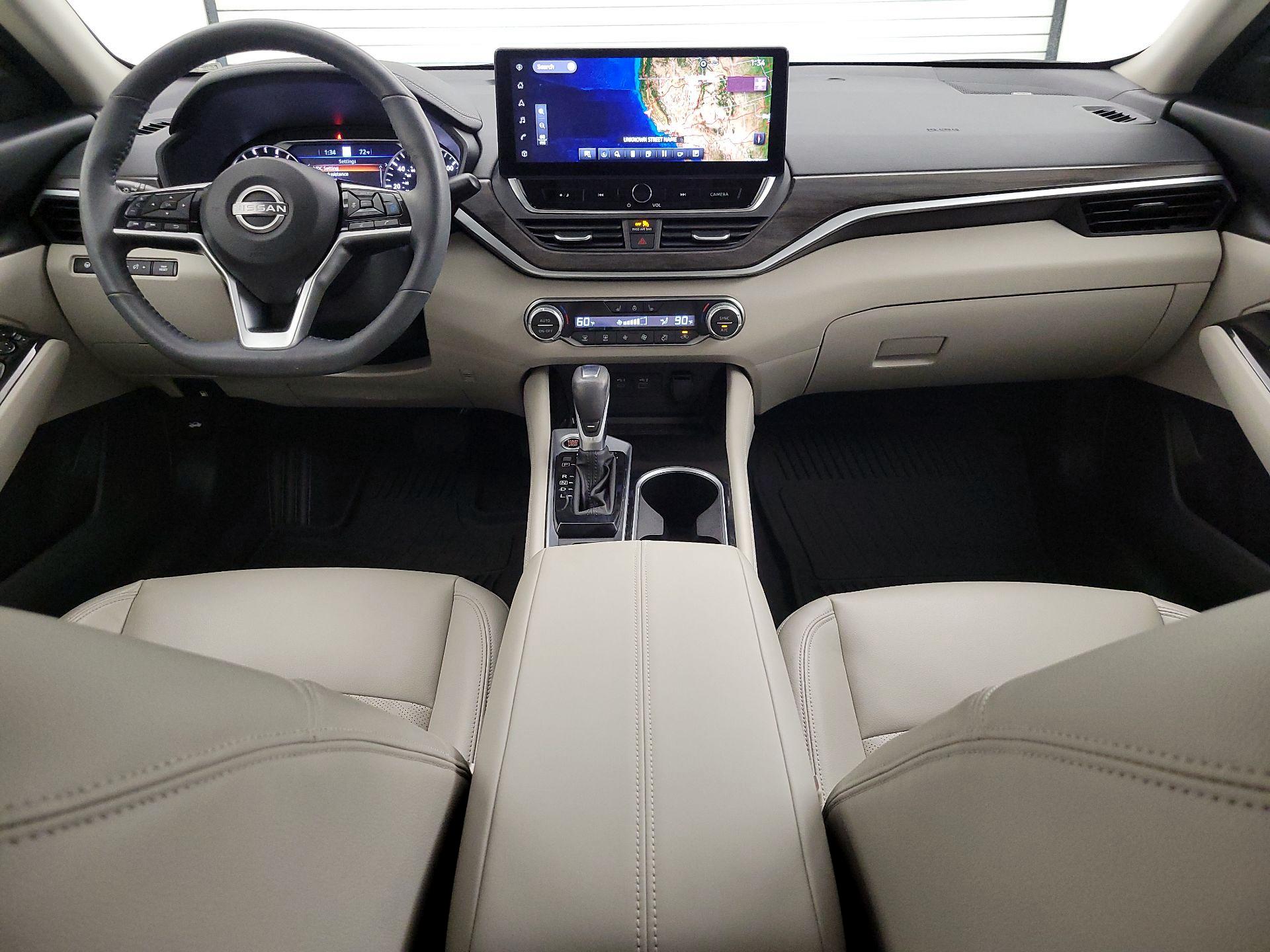 Thumbnail: 2023 Nissan Altima - 9
