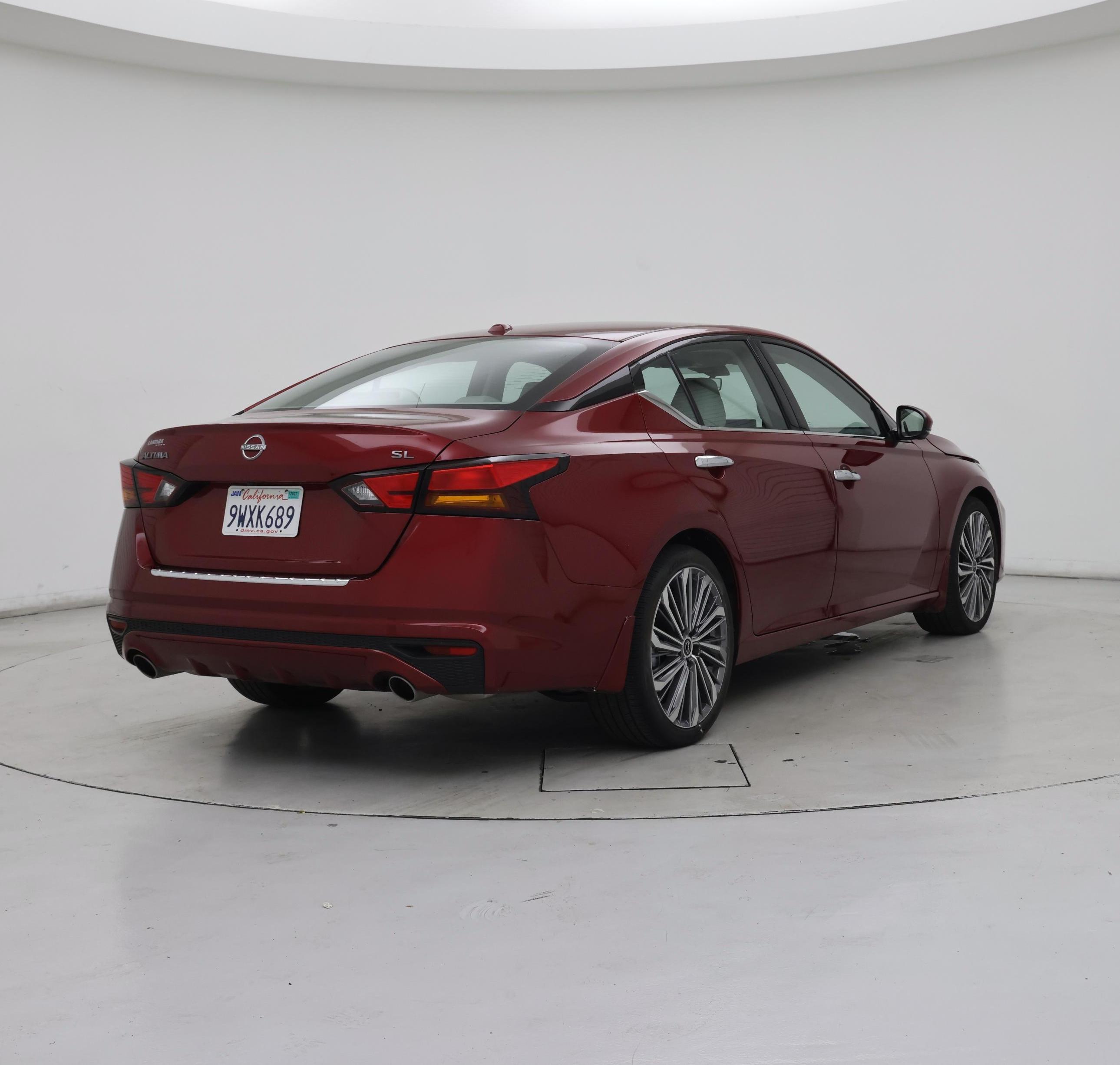 Thumbnail: 2023 Nissan Altima - 8