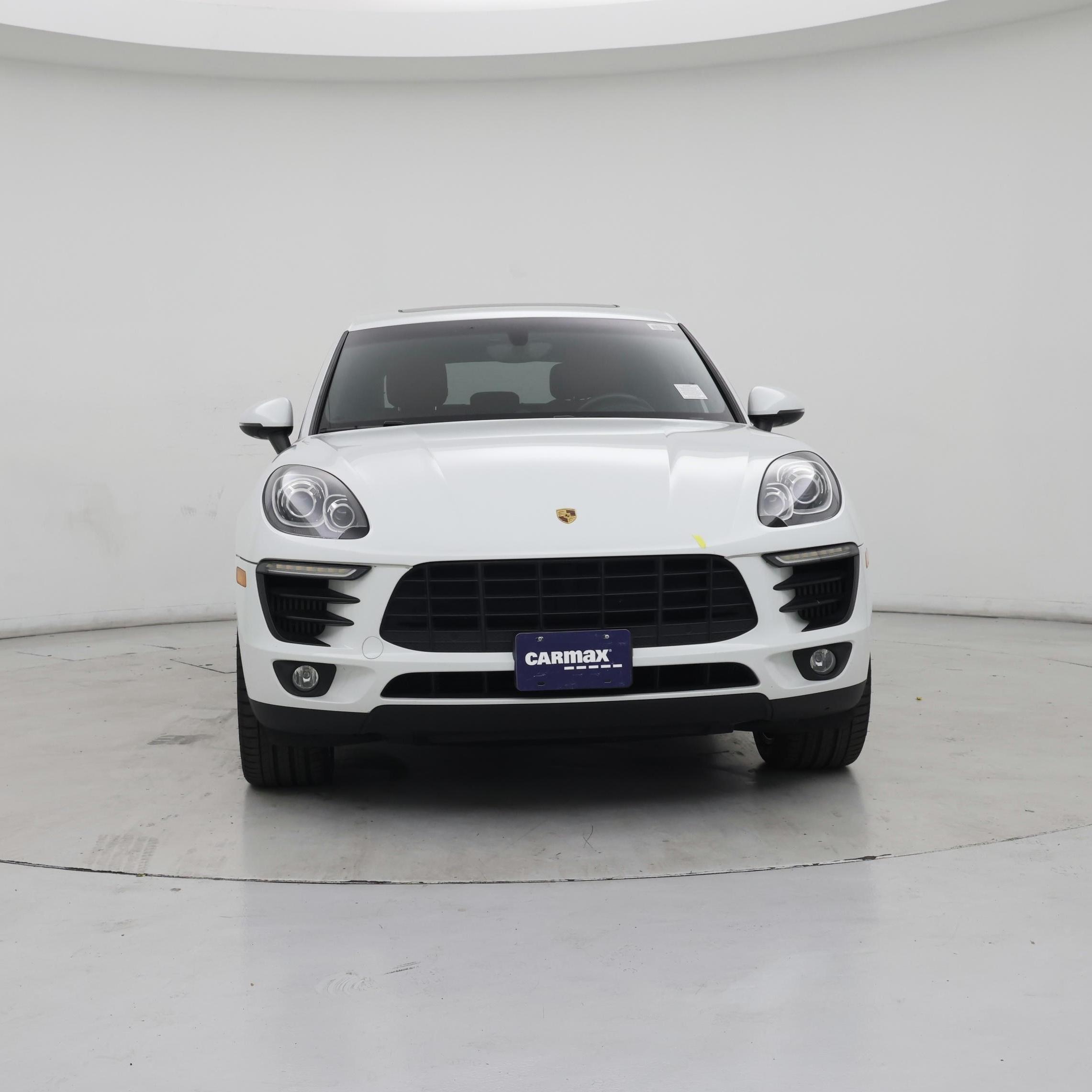 Thumbnail: 2015 Porsche Macan - 5