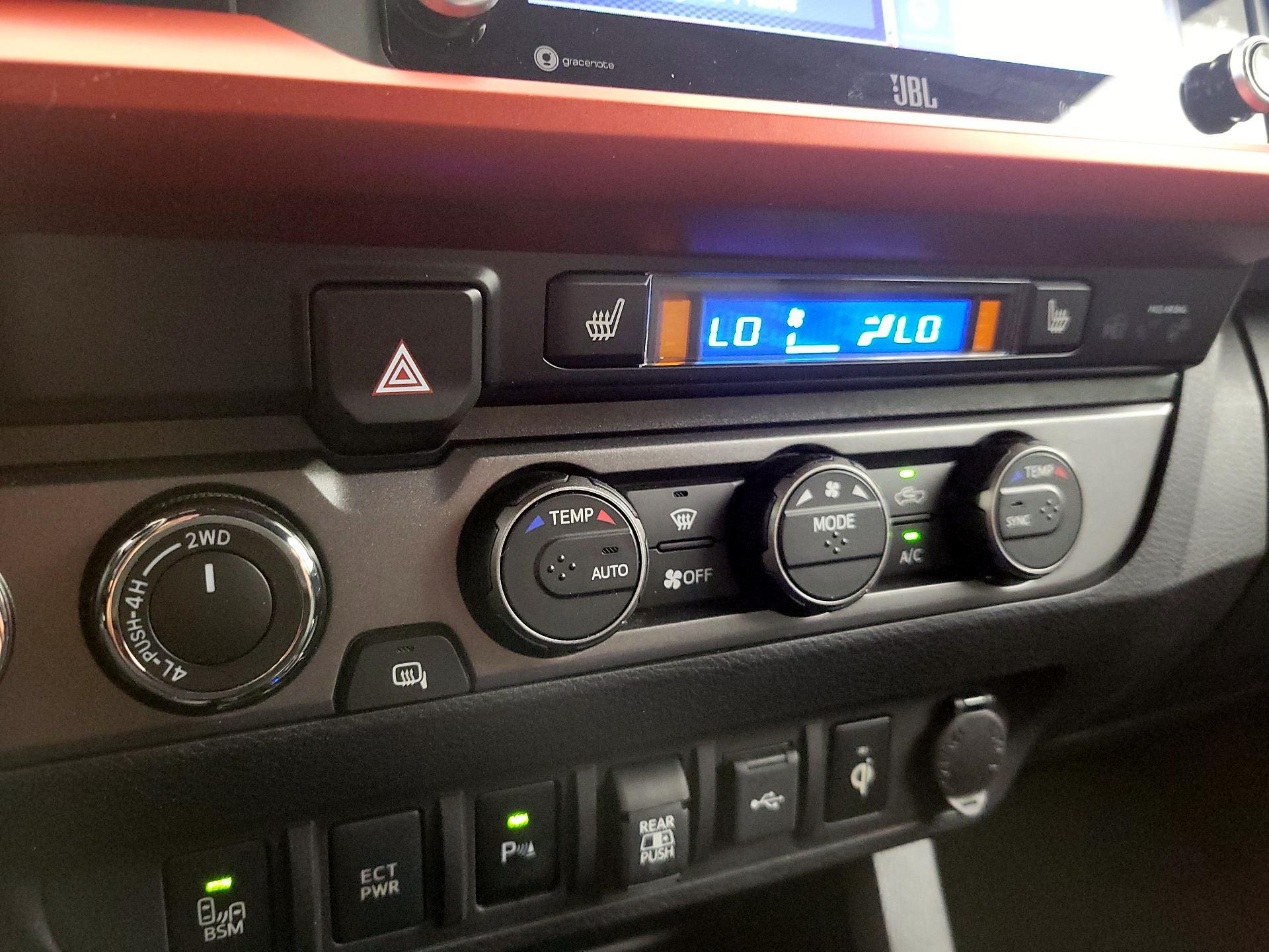 Thumbnail: 2020 Toyota Tacoma - 17