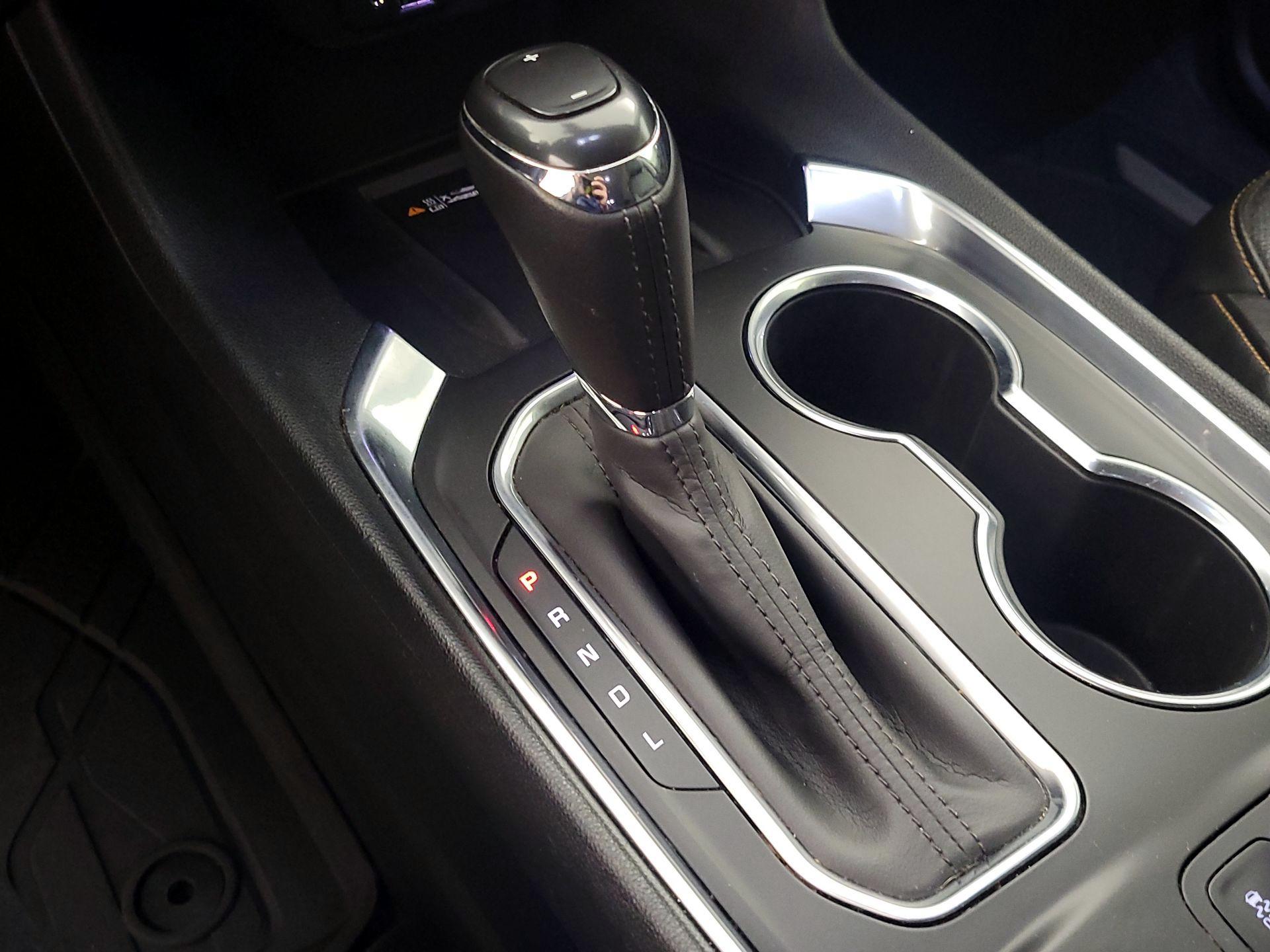 Thumbnail: 2020 Chevrolet Traverse - 18