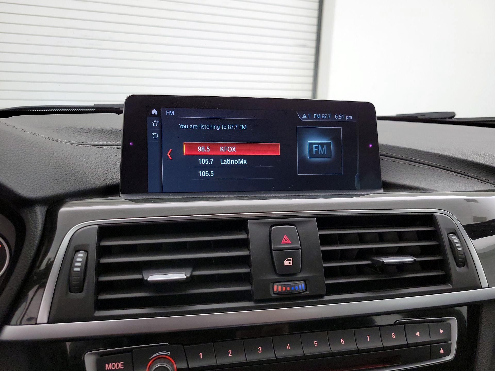 Thumbnail: 2018 BMW 3 Series - 16