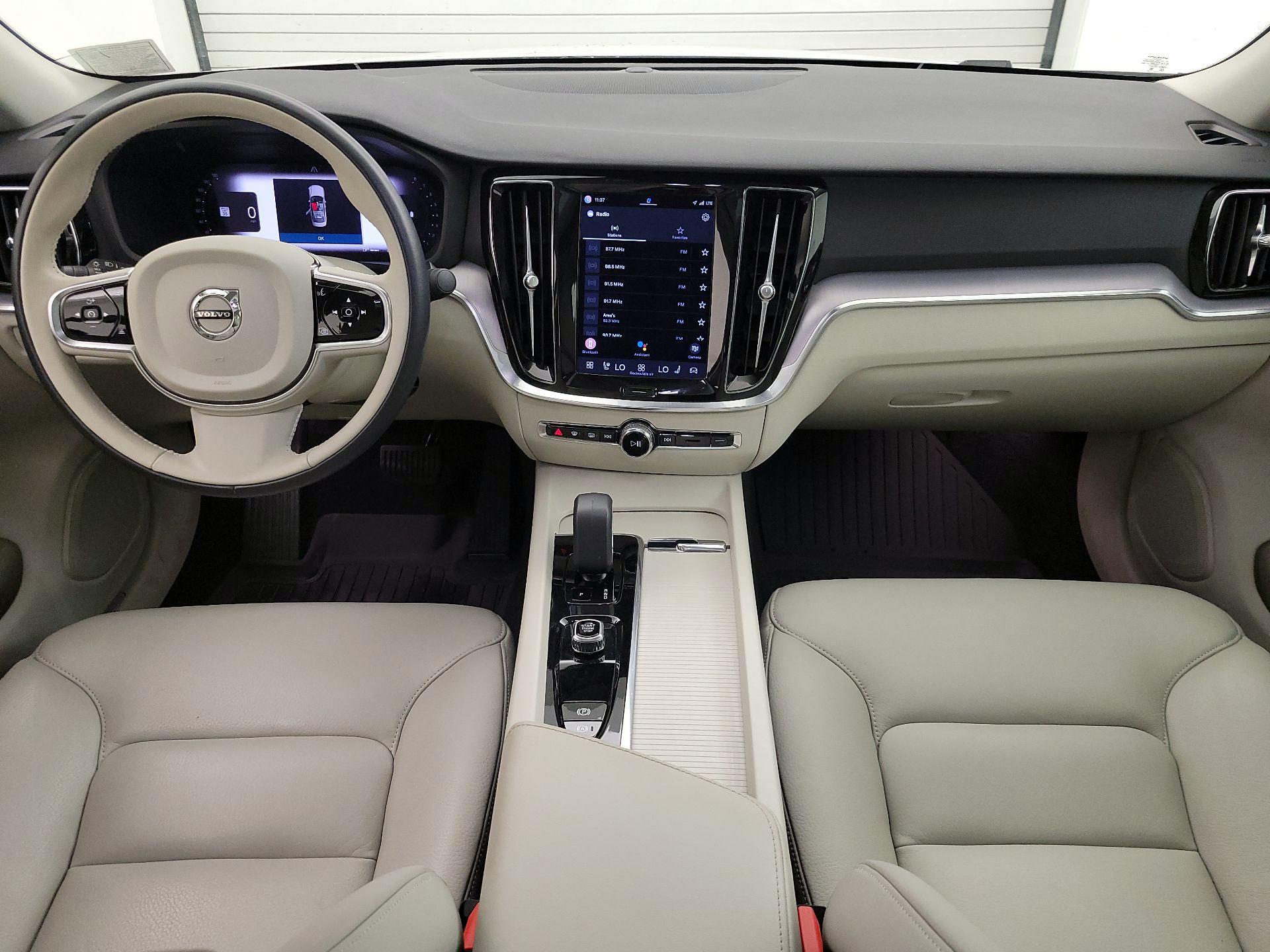 Thumbnail: 2024 Volvo S60 - 9