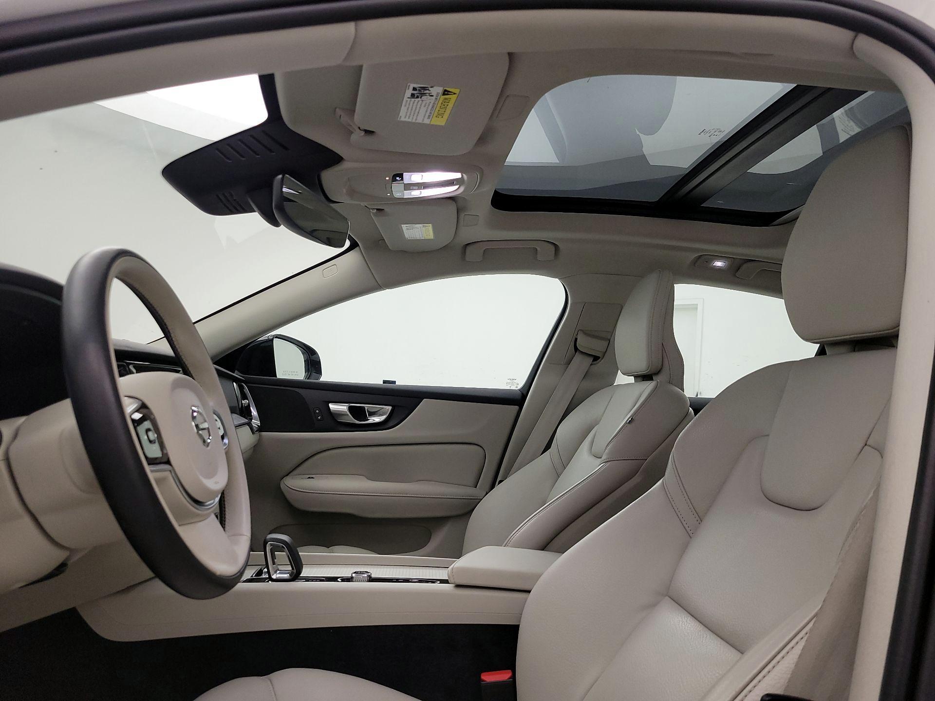 Thumbnail: 2024 Volvo S60 - 20