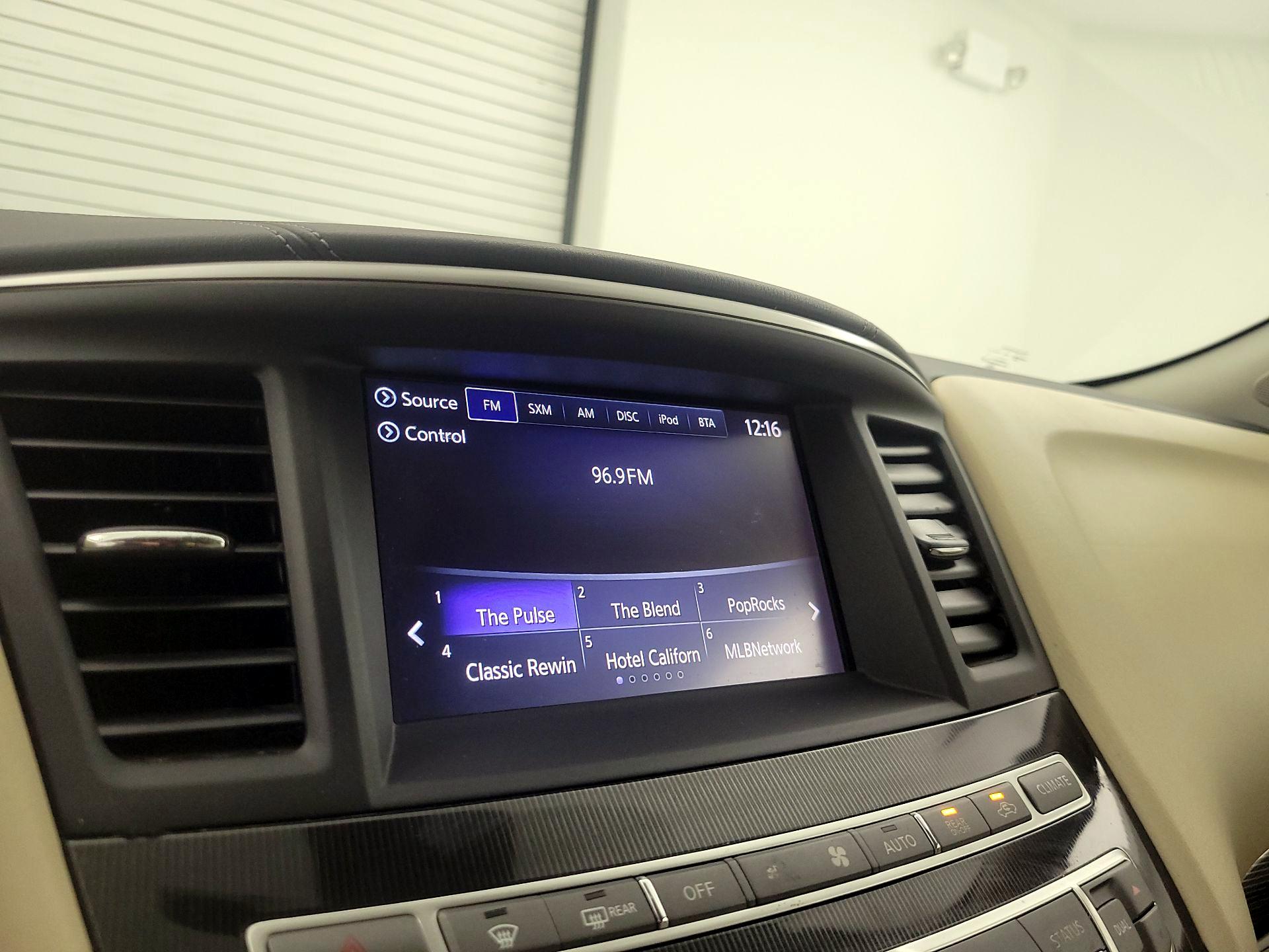 Thumbnail: 2018 INFINITI QX60 - 16