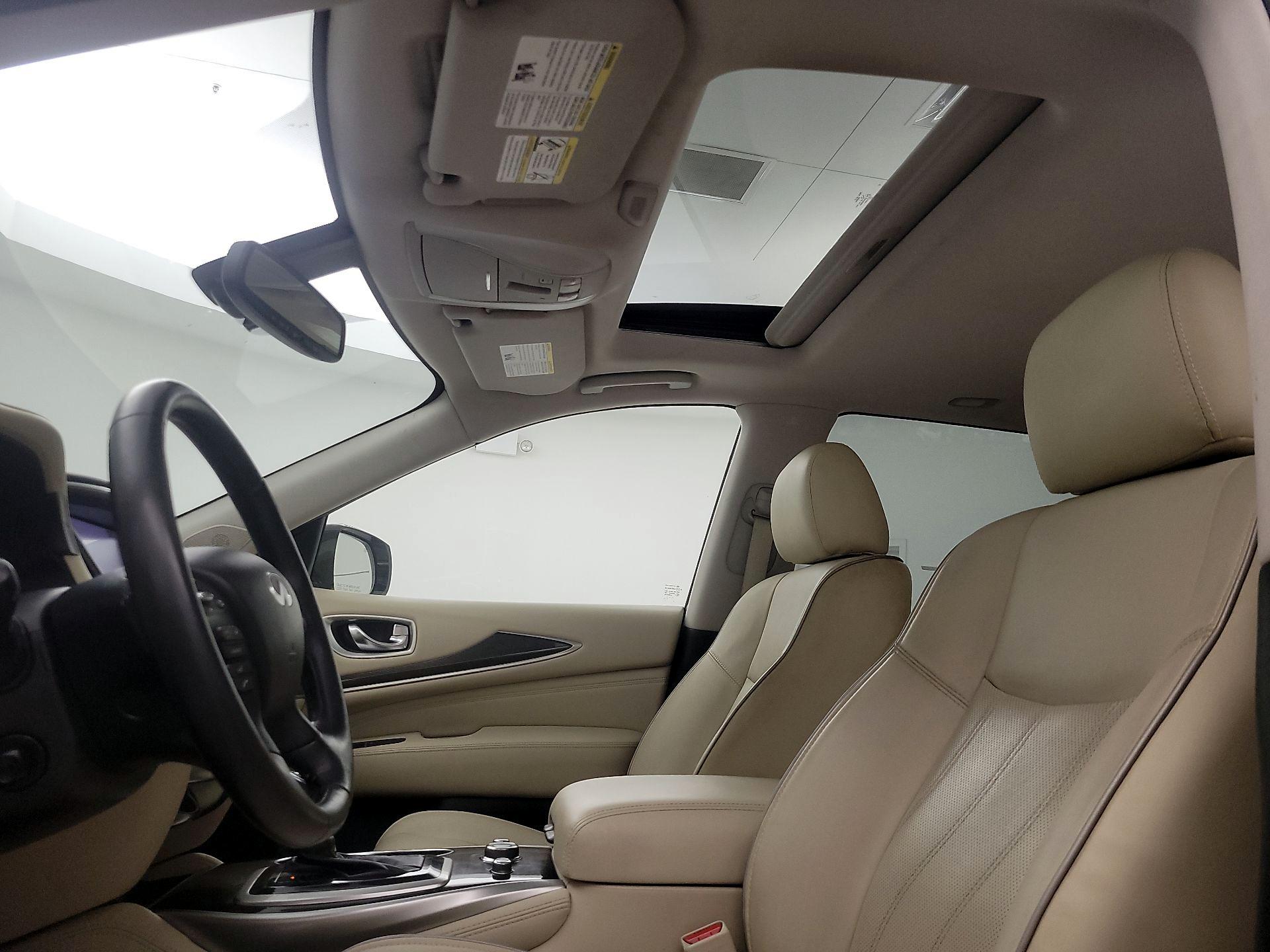 Thumbnail: 2018 INFINITI QX60 - 20