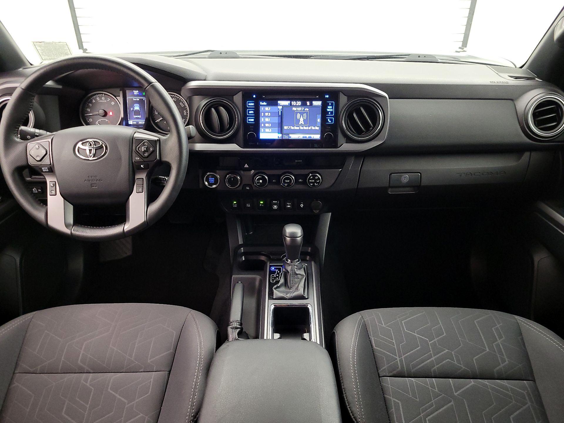 Thumbnail: 2018 Toyota Tacoma - 9