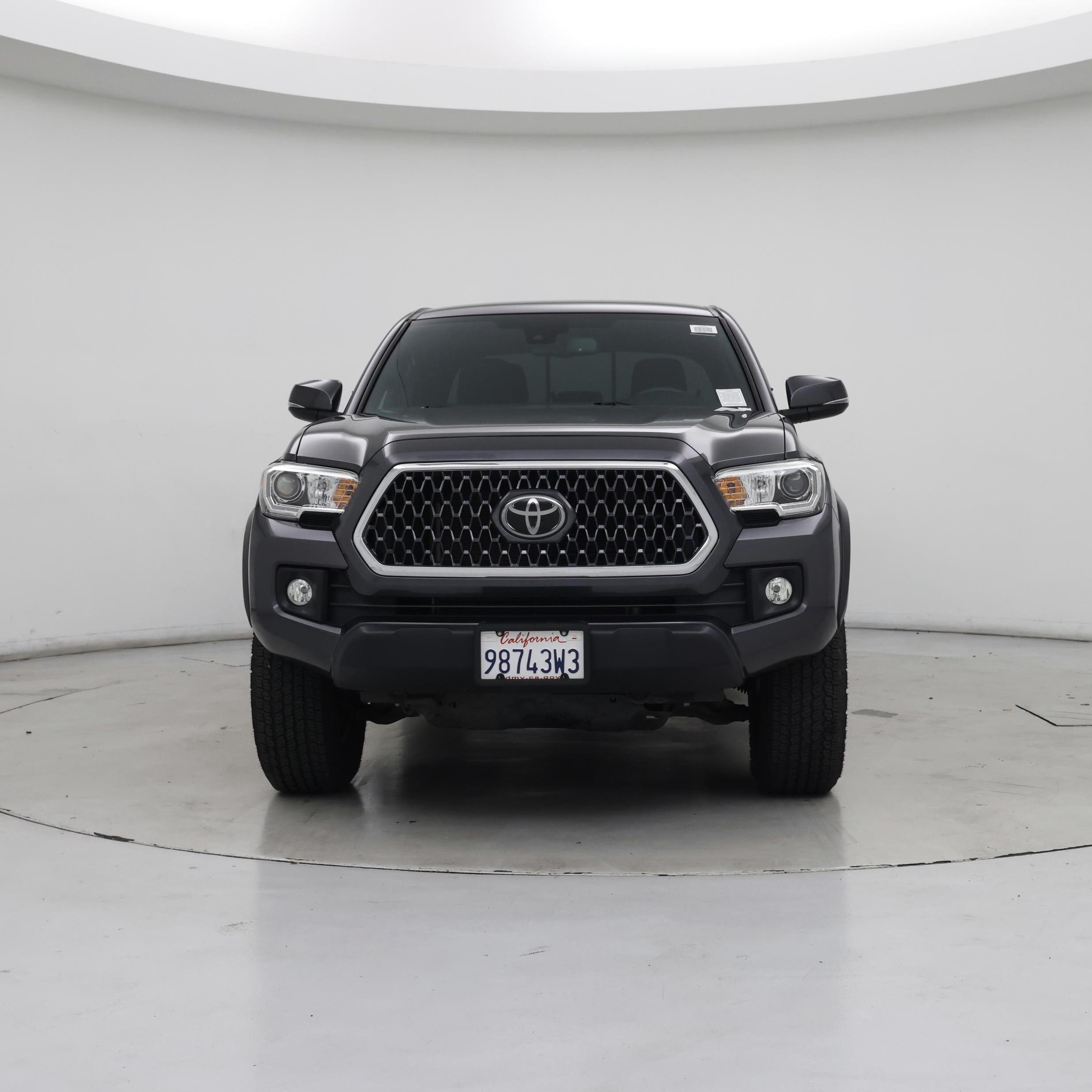 Thumbnail: 2018 Toyota Tacoma - 5