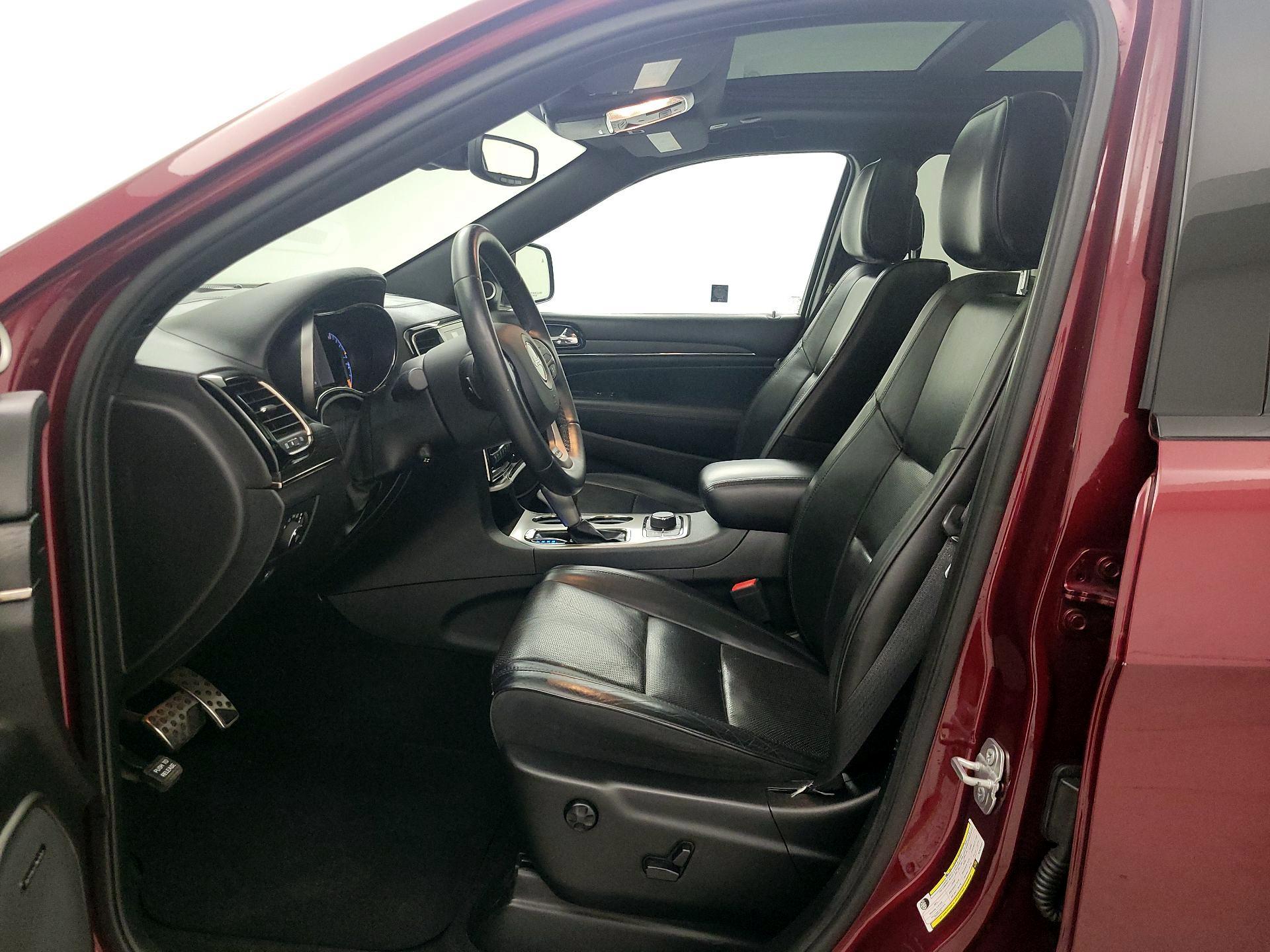 Thumbnail: 2019 Jeep Grand Cherokee - 11