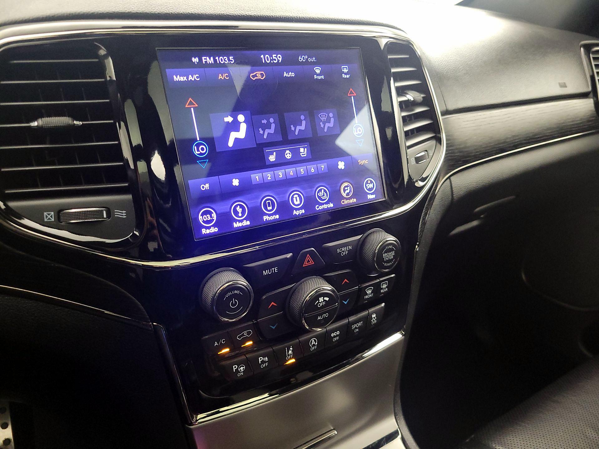 Thumbnail: 2019 Jeep Grand Cherokee - 16