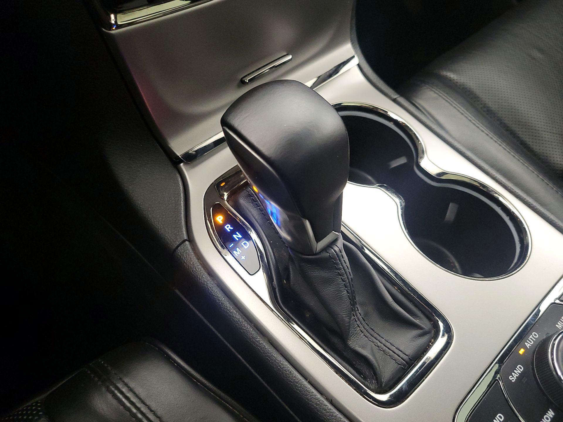 Thumbnail: 2019 Jeep Grand Cherokee - 17