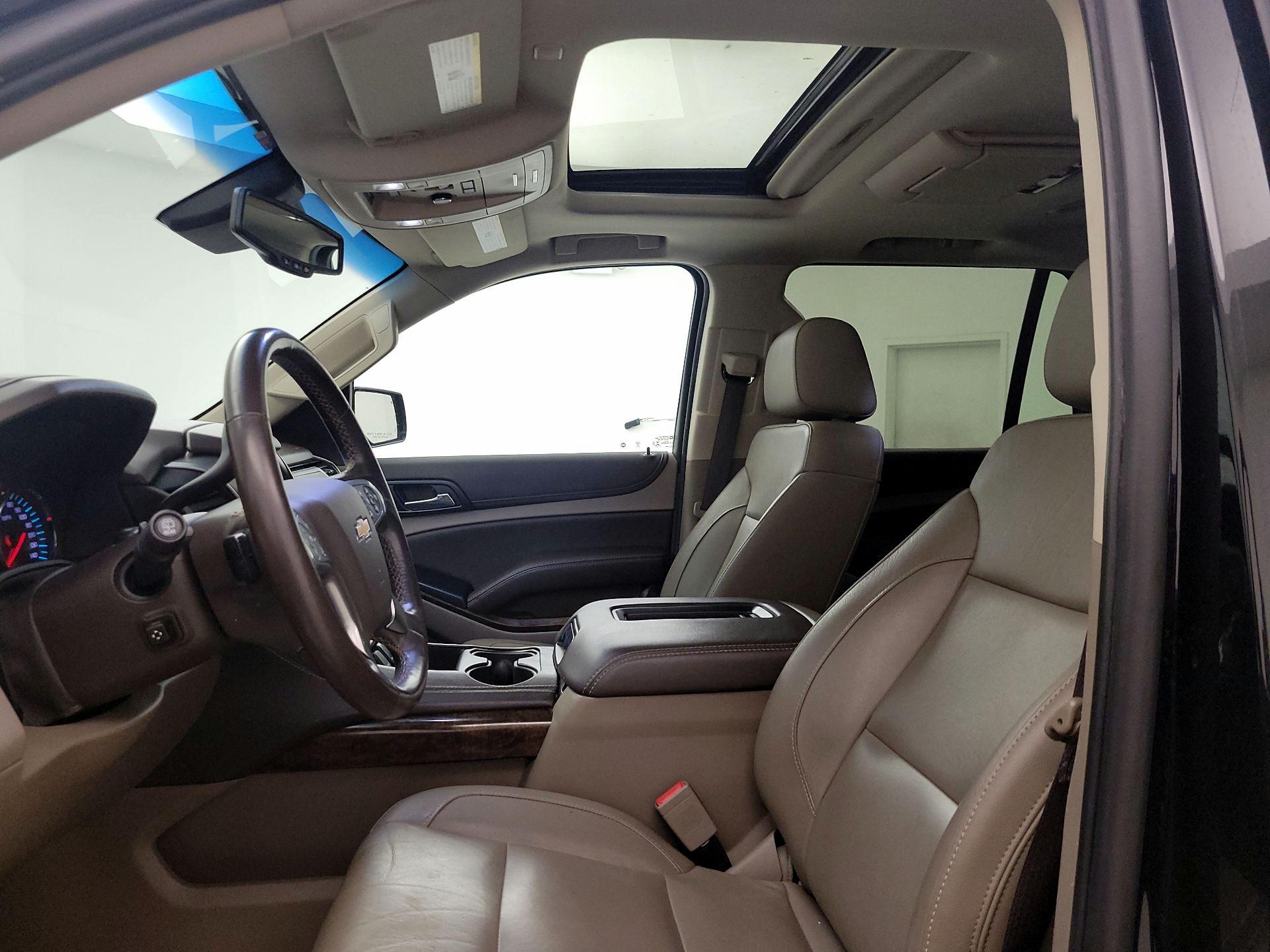 Thumbnail: 2019 Chevrolet Tahoe - 20