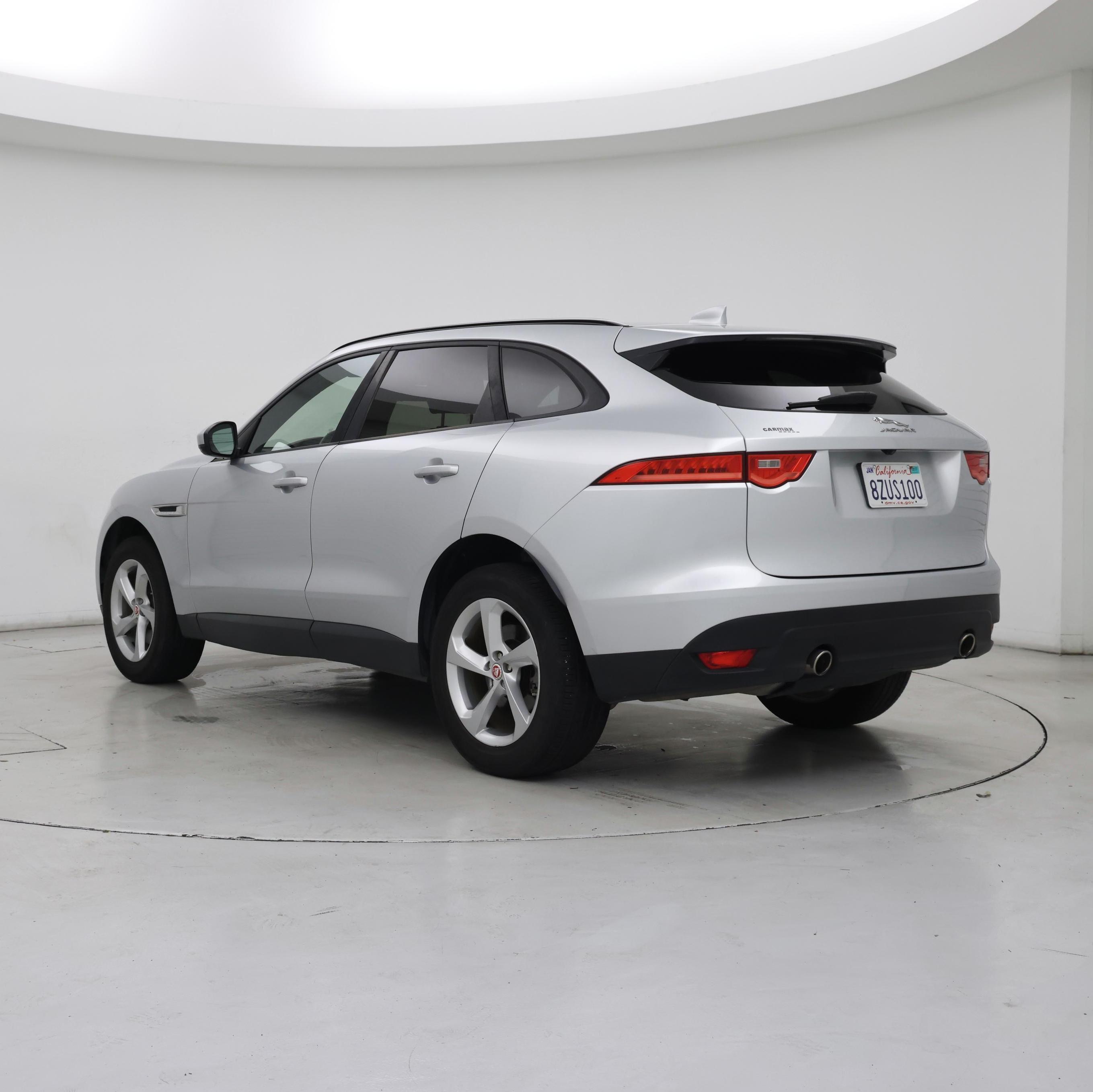 Thumbnail: 2018 Jaguar F-Pace - 2