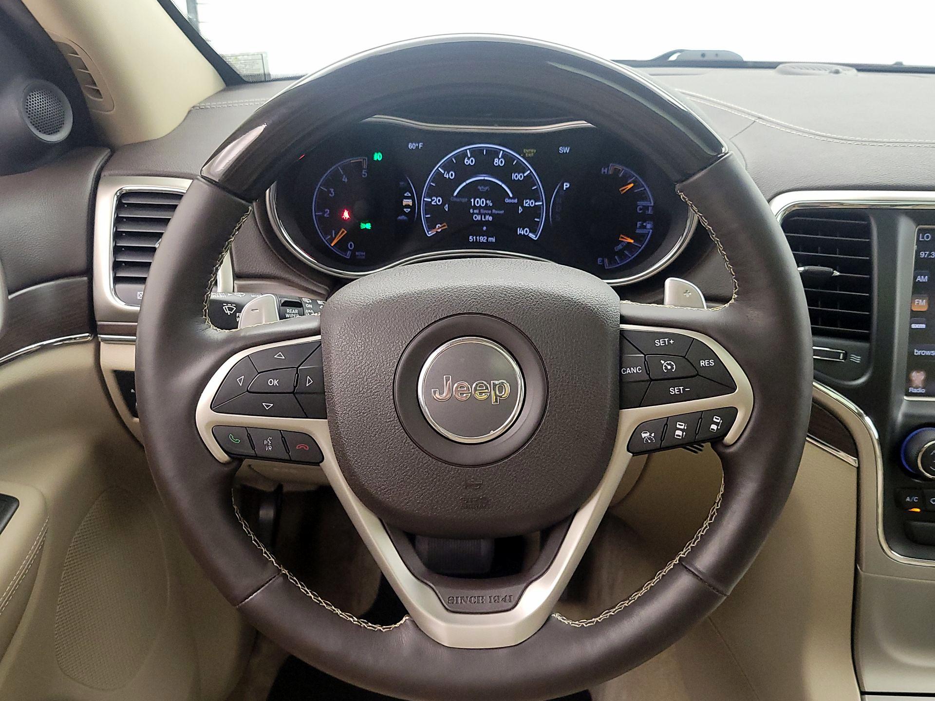 Thumbnail: 2015 Jeep Grand Cherokee - 10