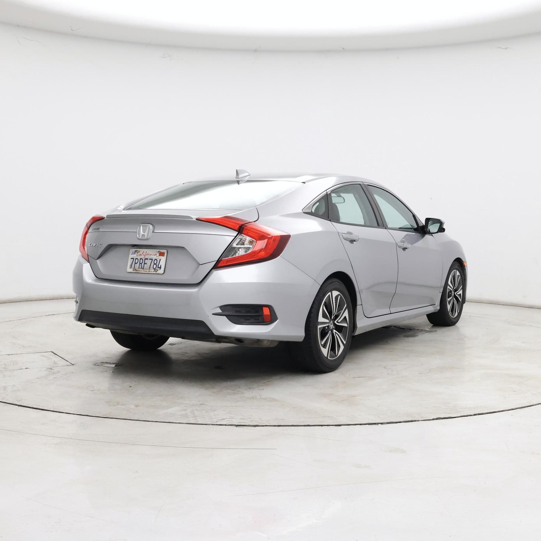 Thumbnail: 2016 Honda Civic - 8