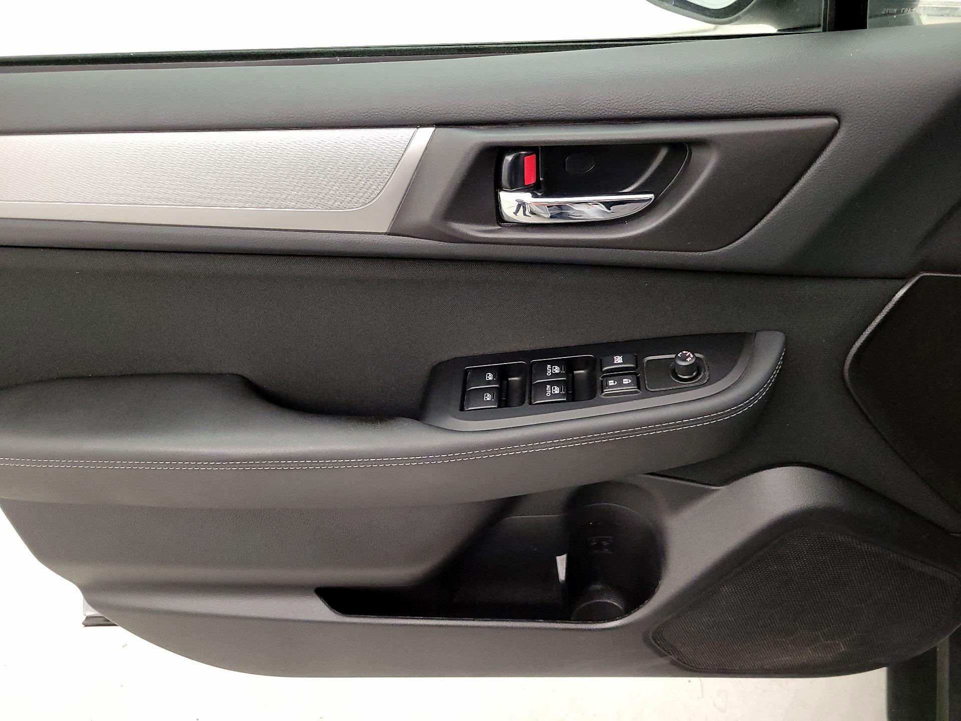 Thumbnail: 2018 Subaru Outback - 12