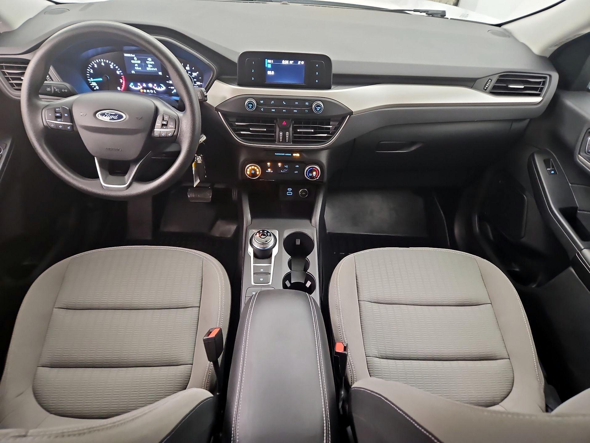 Thumbnail: 2021 Ford Escape - 9