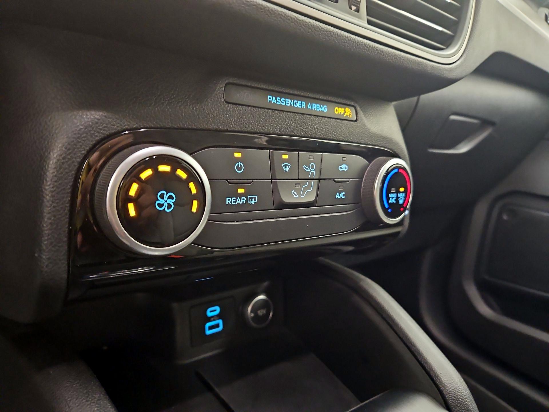 Thumbnail: 2021 Ford Escape - 16