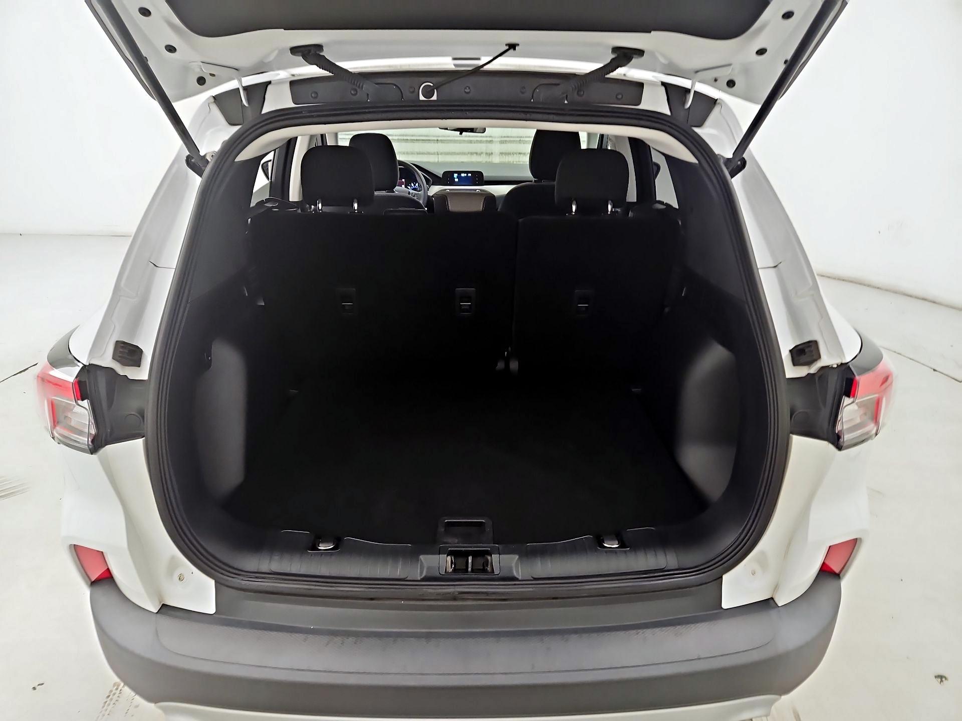 Thumbnail: 2021 Ford Escape - 20