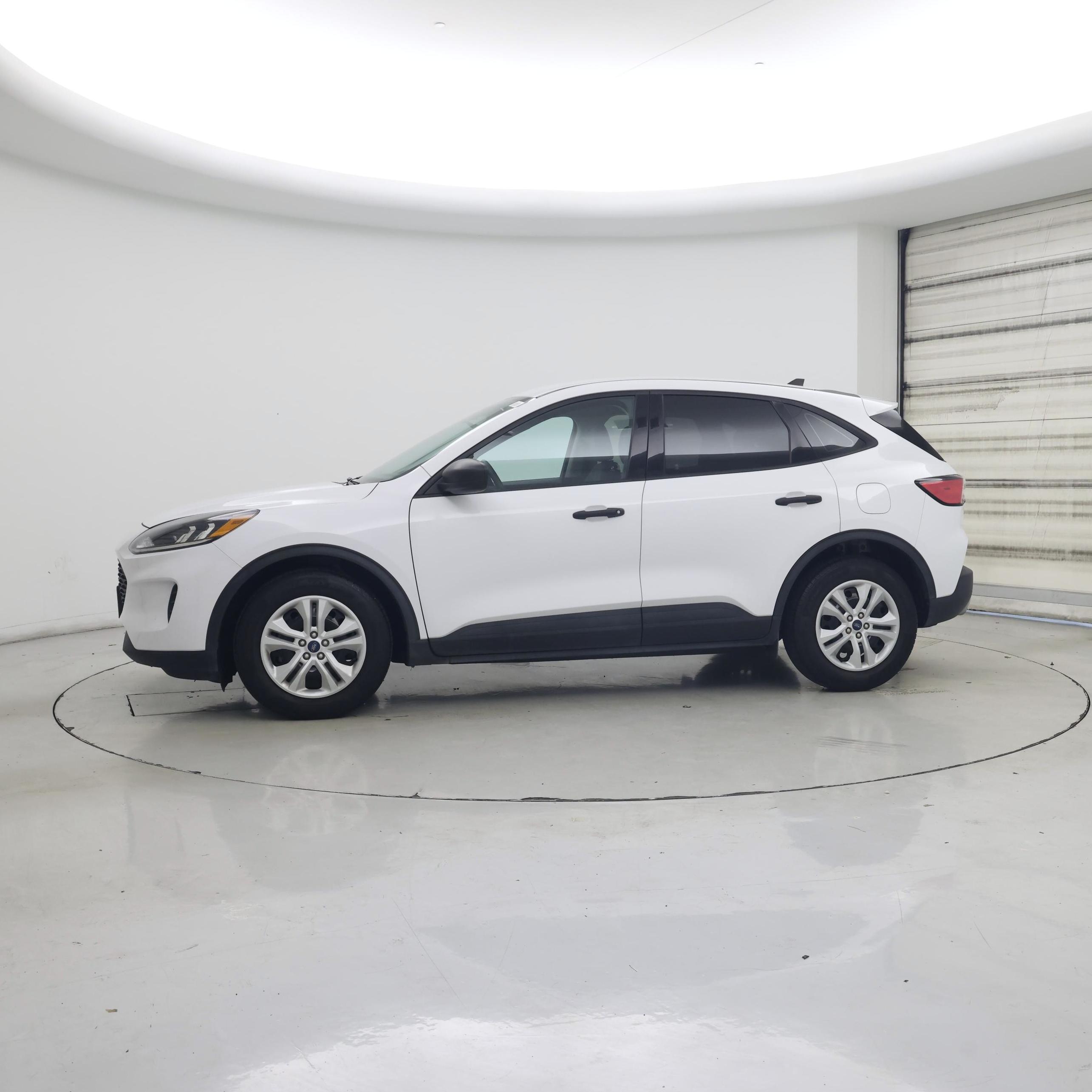 Thumbnail: 2021 Ford Escape - 3