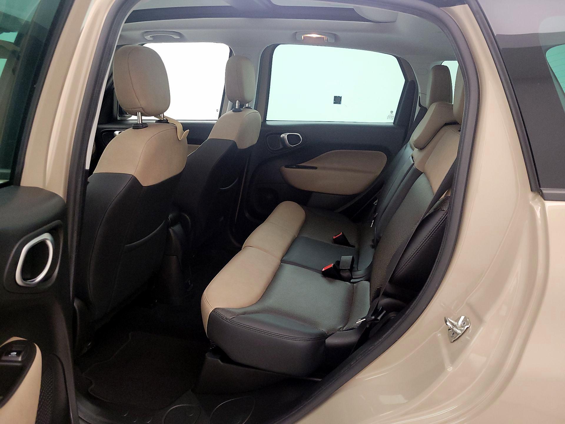 Thumbnail: 2015 Fiat 500L - 20