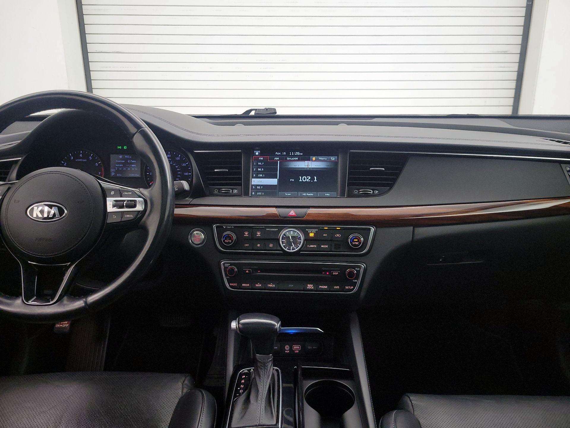 Thumbnail: 2017 Kia Cadenza - 9