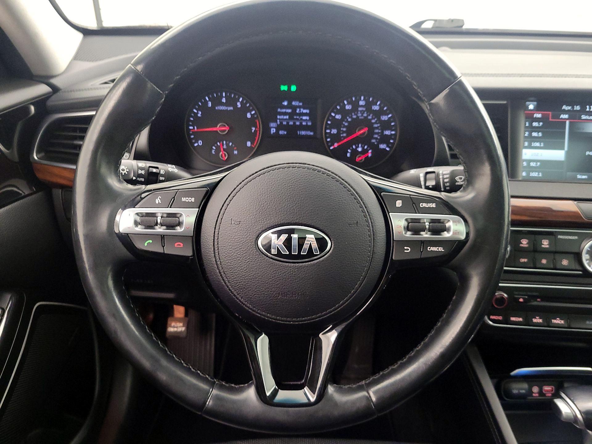 Thumbnail: 2017 Kia Cadenza - 10