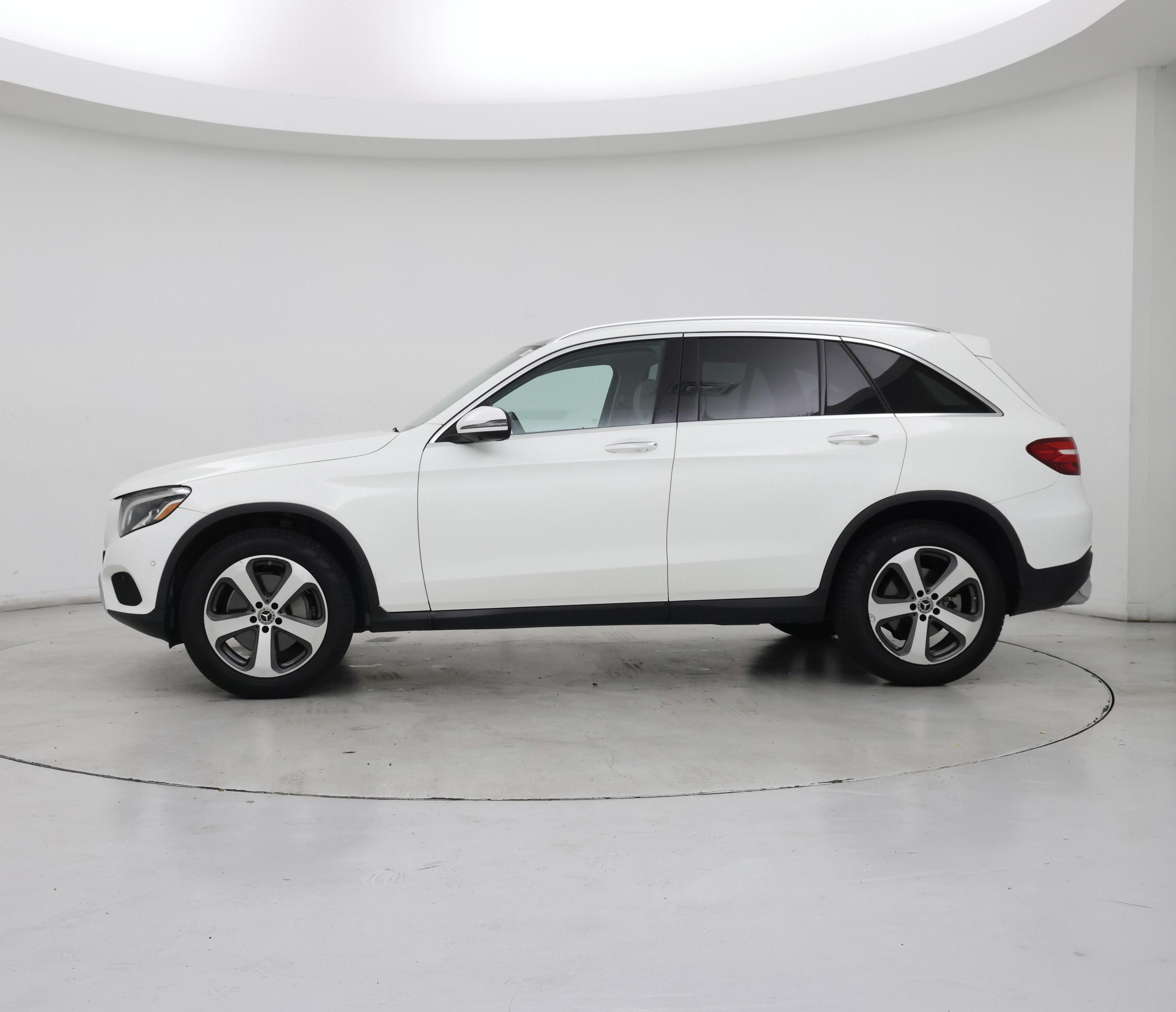 Thumbnail: 2019 Mercedes-Benz GLC - 3