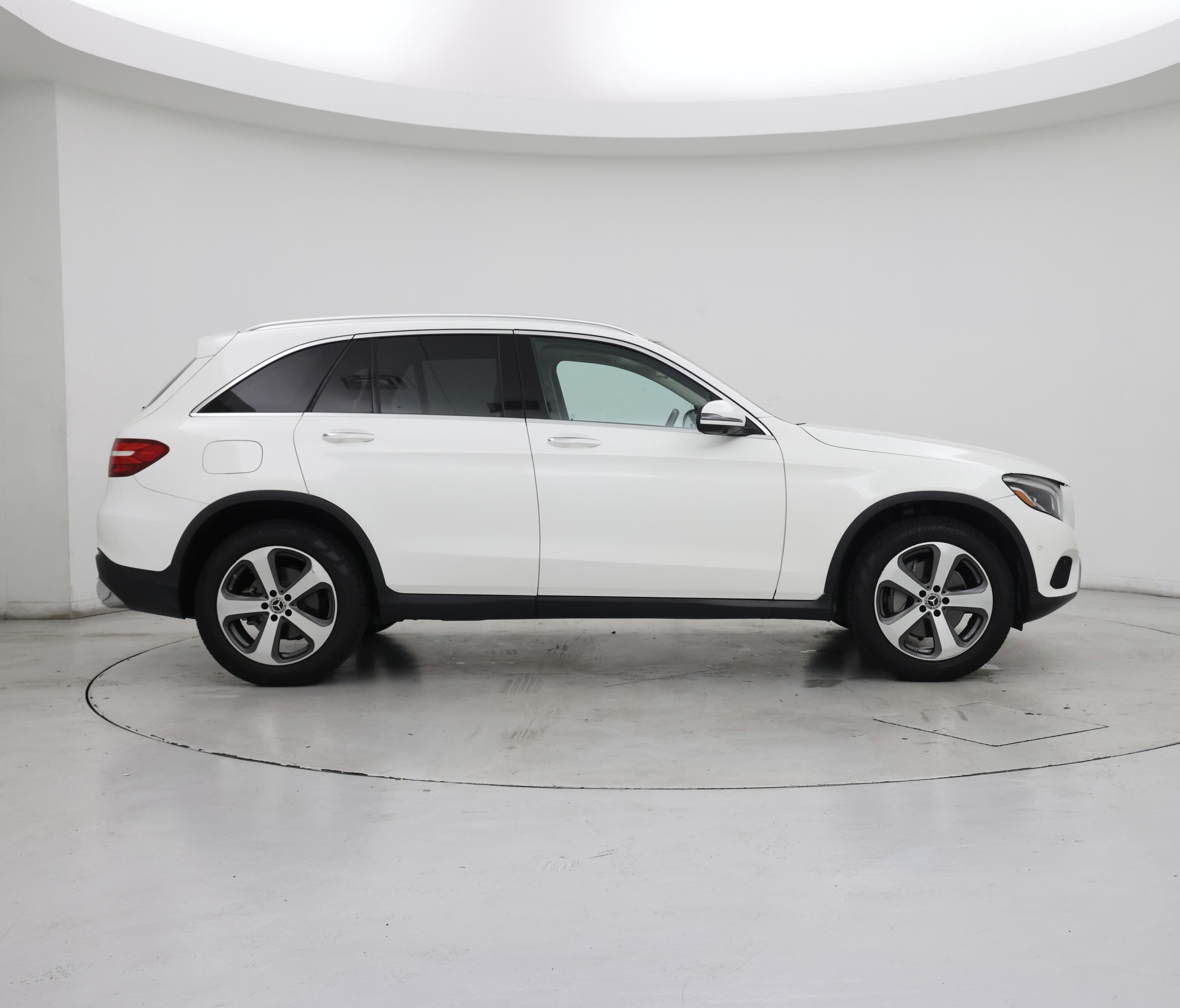 Thumbnail: 2019 Mercedes-Benz GLC - 7