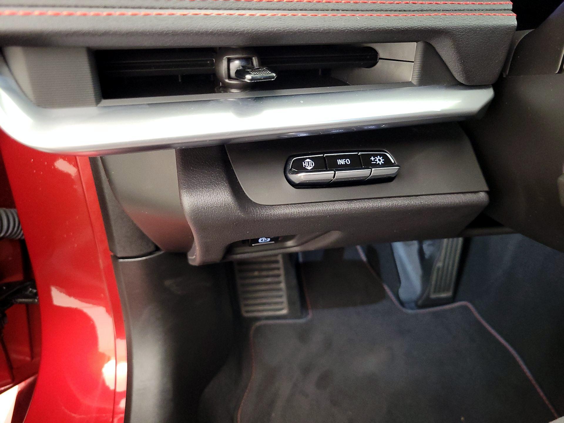 Thumbnail: 2021 Chevrolet Corvette - 13