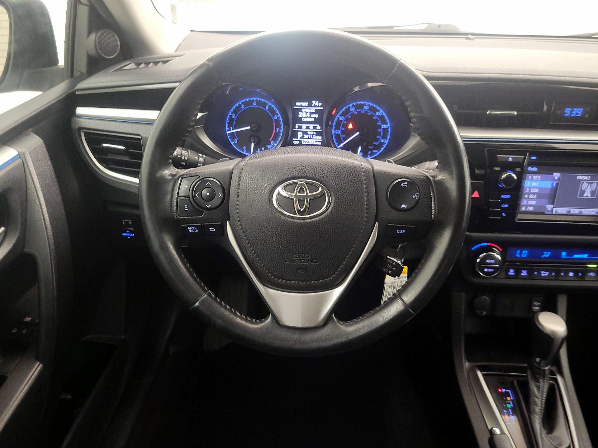 Thumbnail: 2014 Toyota Corolla - 10