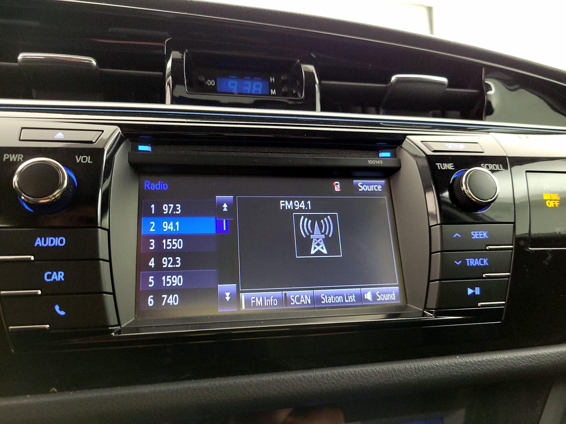 Thumbnail: 2014 Toyota Corolla - 15