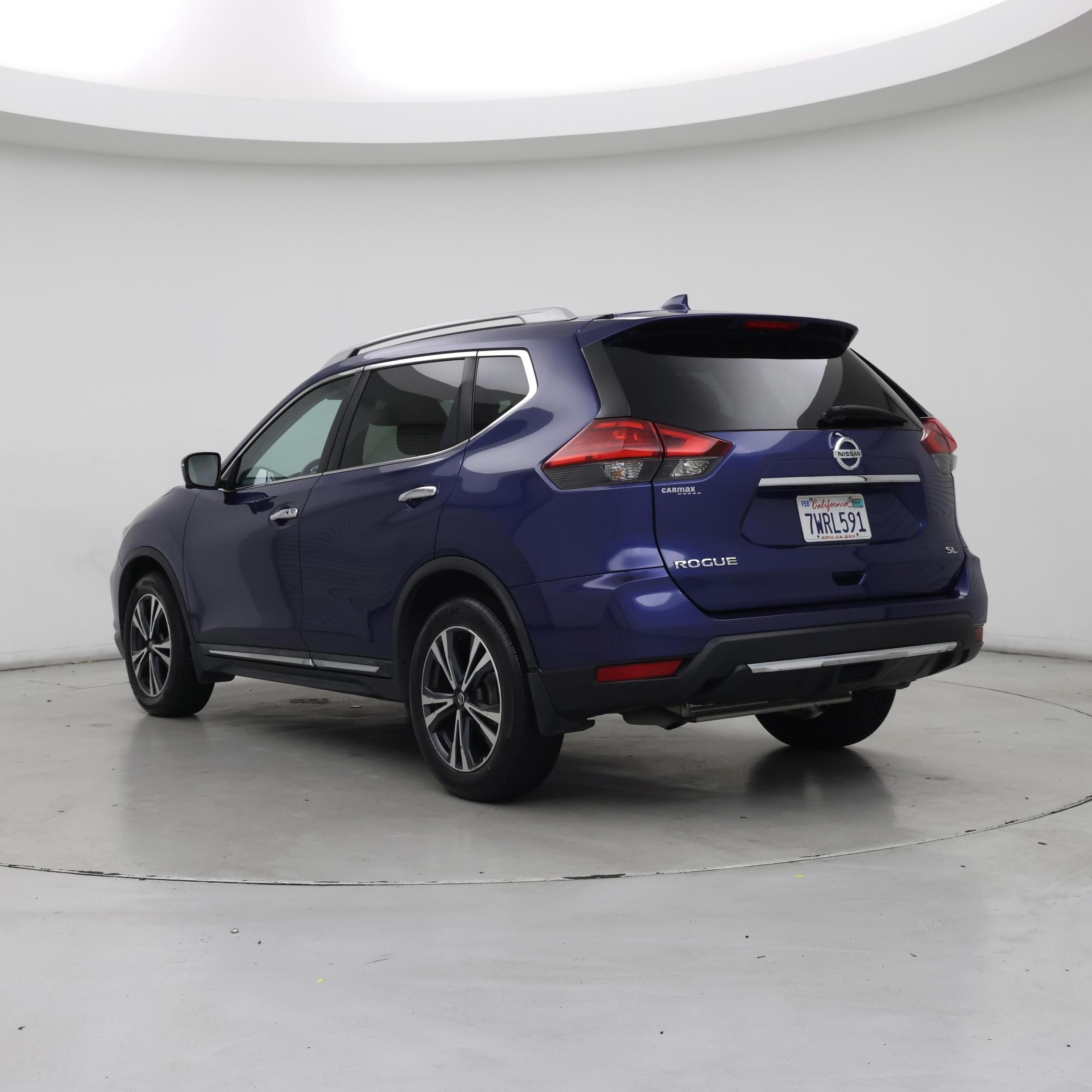 Thumbnail: 2017 Nissan Rogue - 2