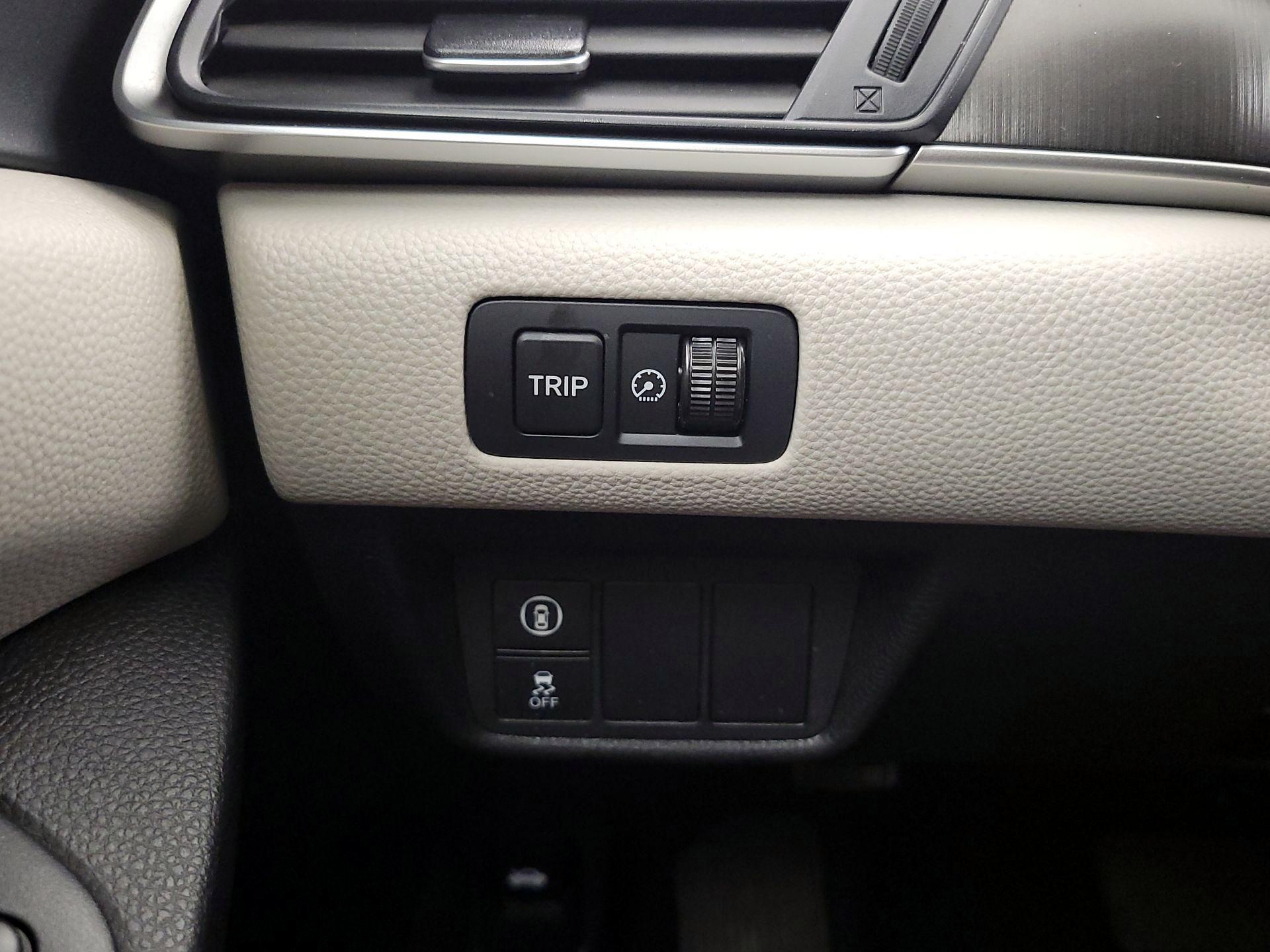 Thumbnail: 2019 Honda Accord - 13