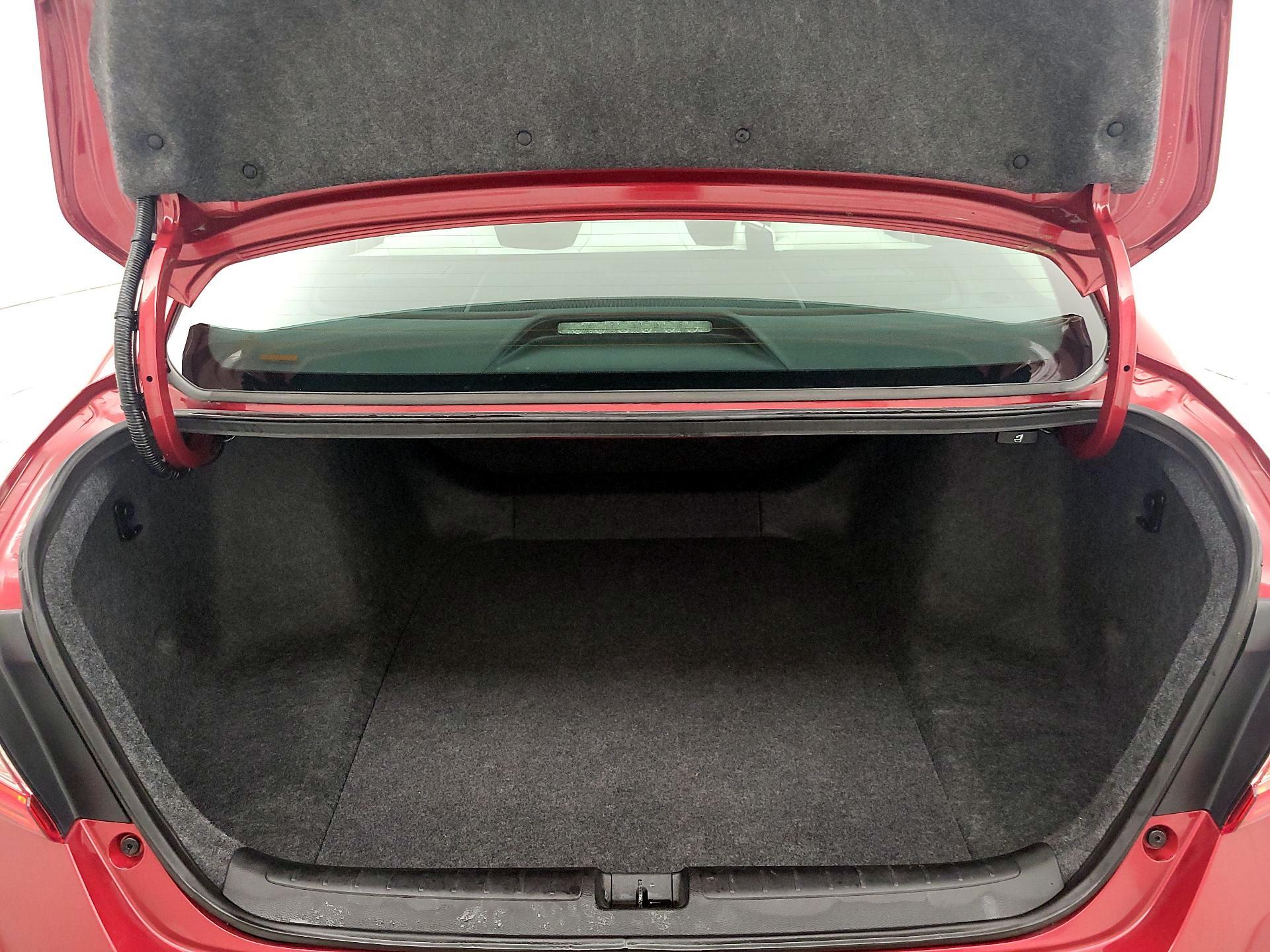 Thumbnail: 2019 Honda Accord - 19