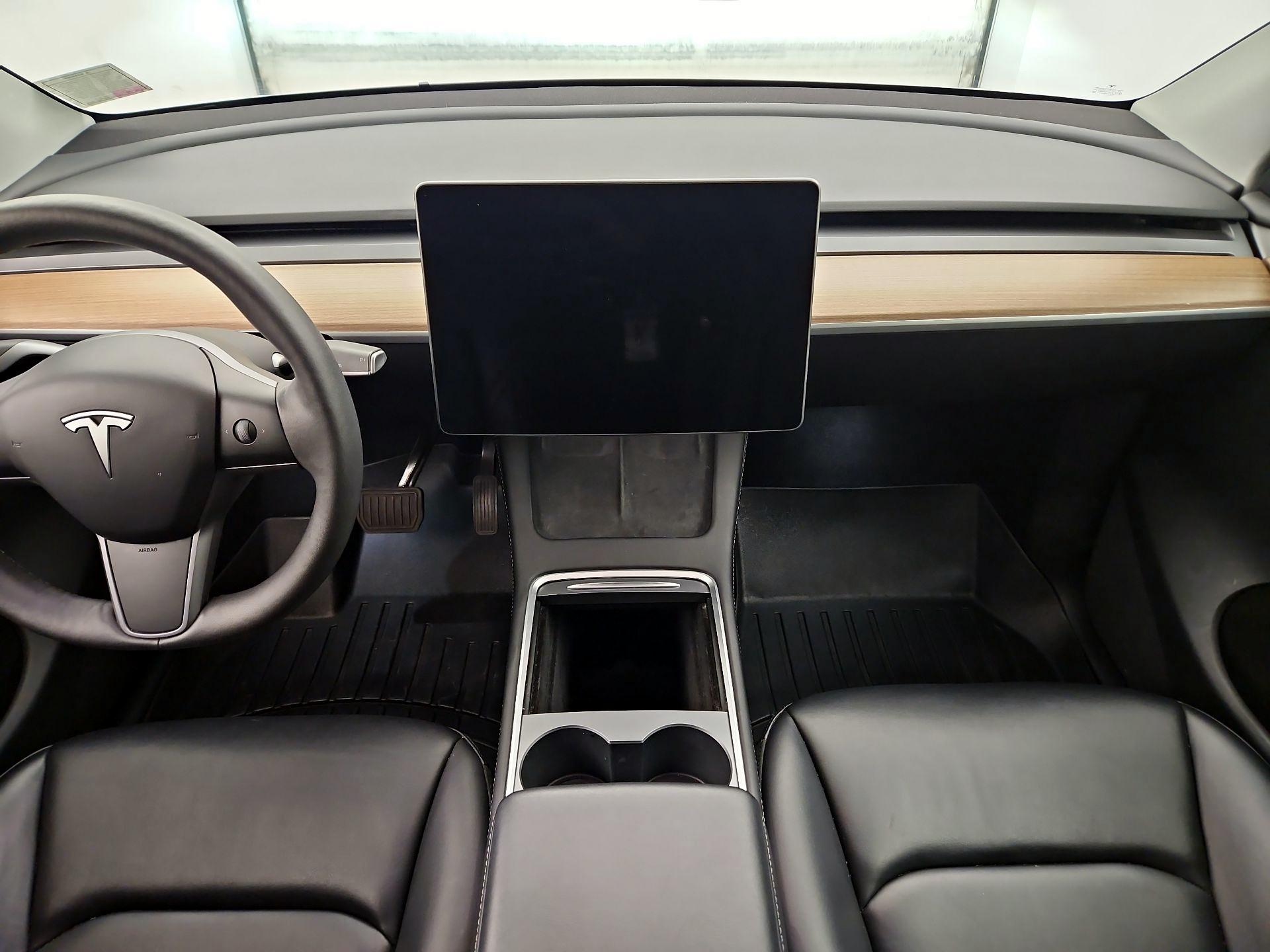 Thumbnail: 2023 Tesla Model Y - 9