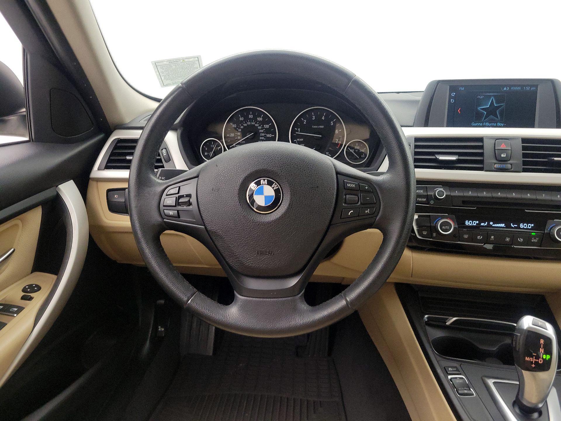 Thumbnail: 2018 BMW 3 Series - 10