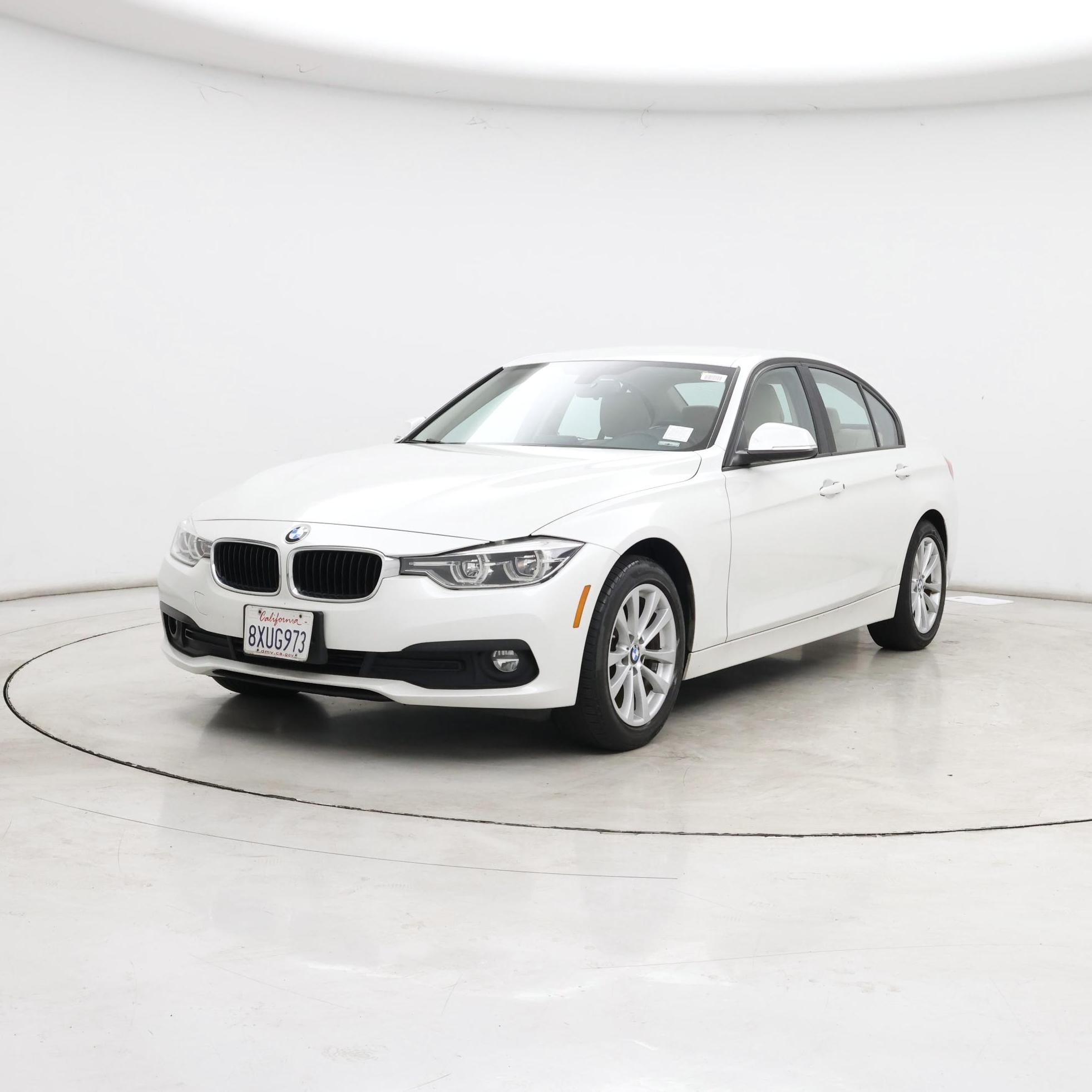 Thumbnail: 2018 BMW 3 Series - 4