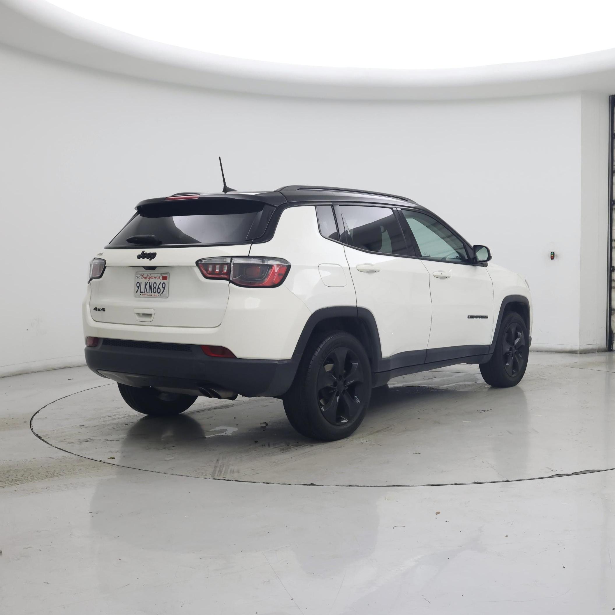 Thumbnail: 2021 Jeep Compass - 8