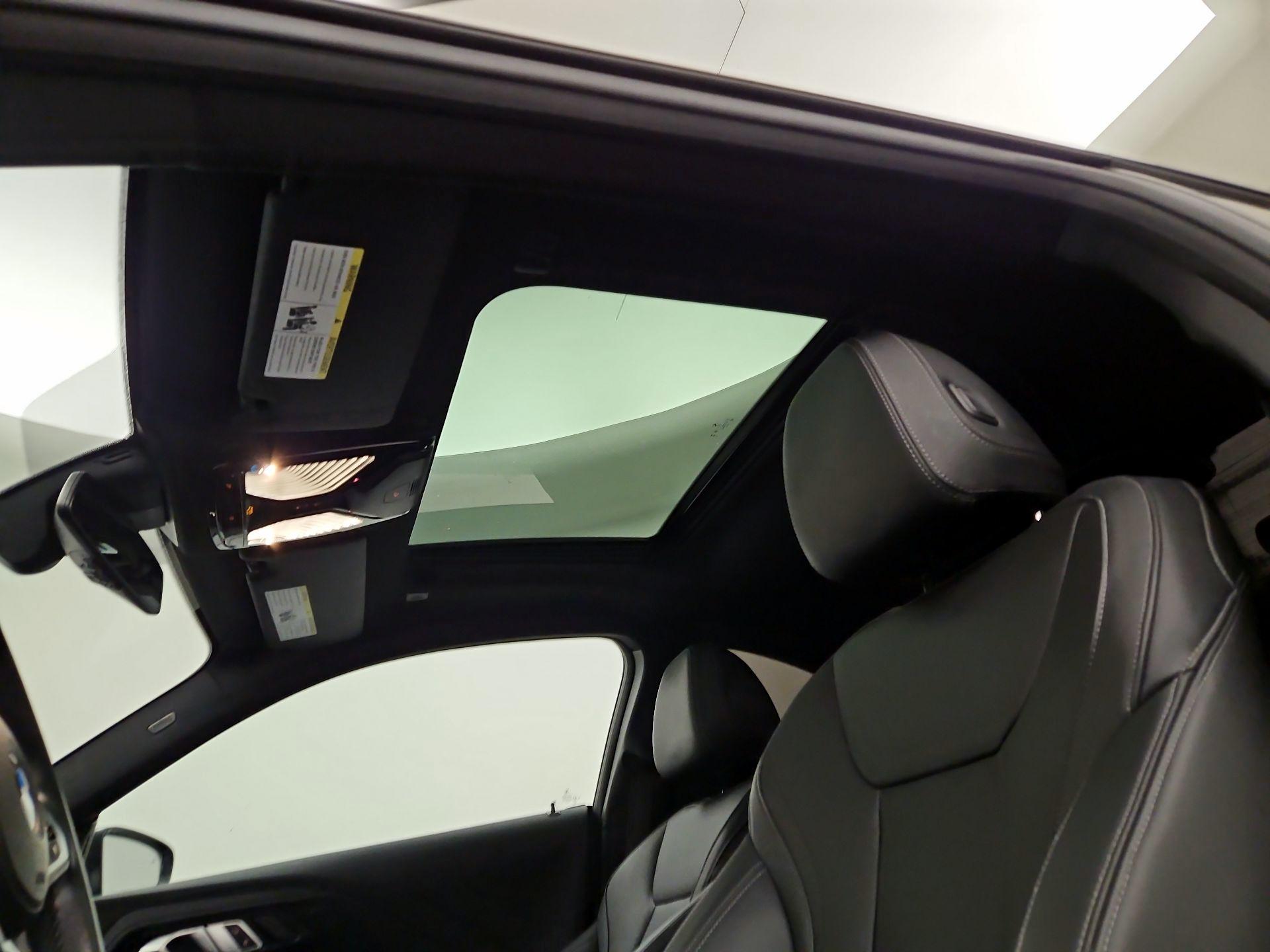 Thumbnail: 2023 BMW 2 Series - 20