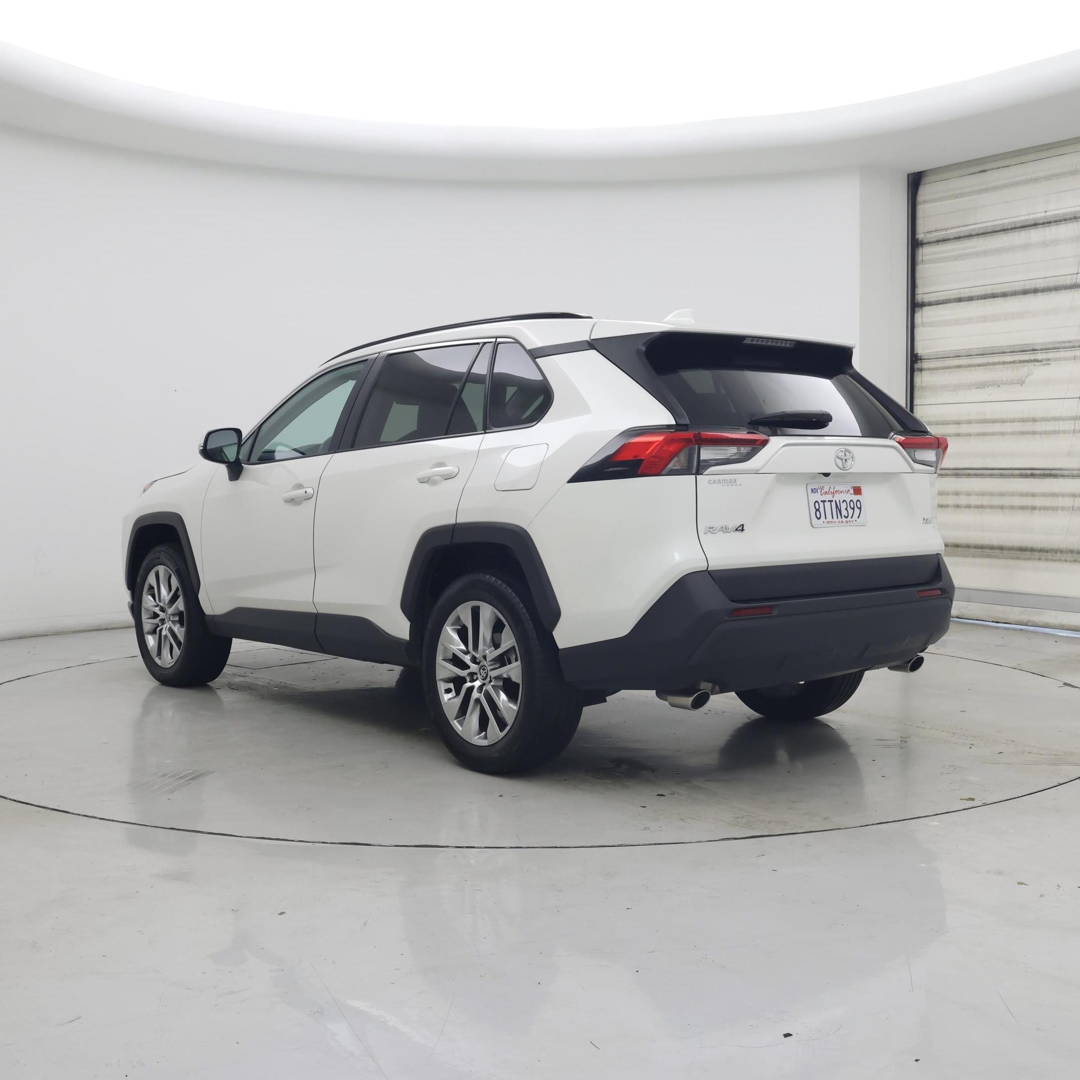 Thumbnail: 2021 Toyota RAV4 - 2