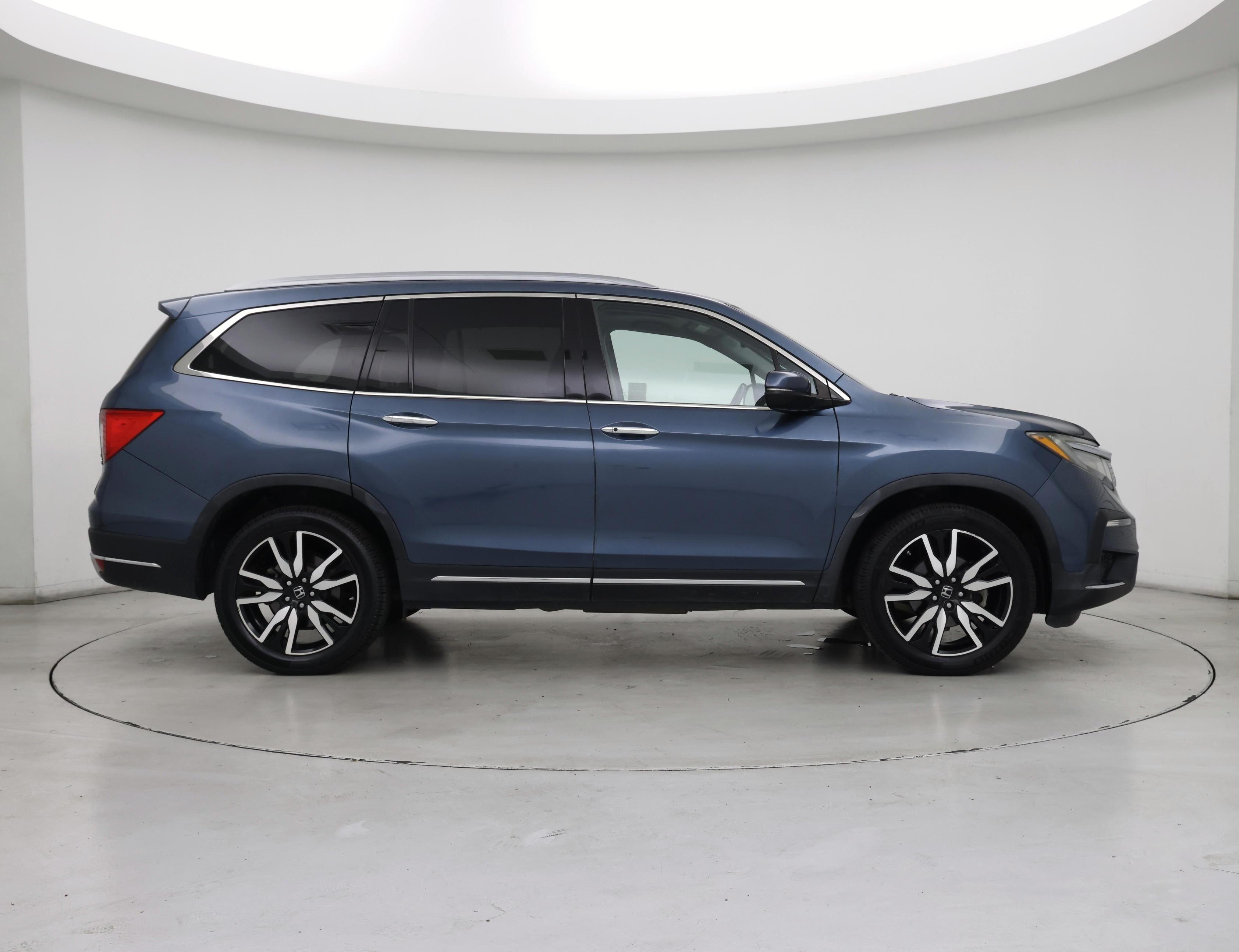 Thumbnail: 2019 Honda Pilot - 7