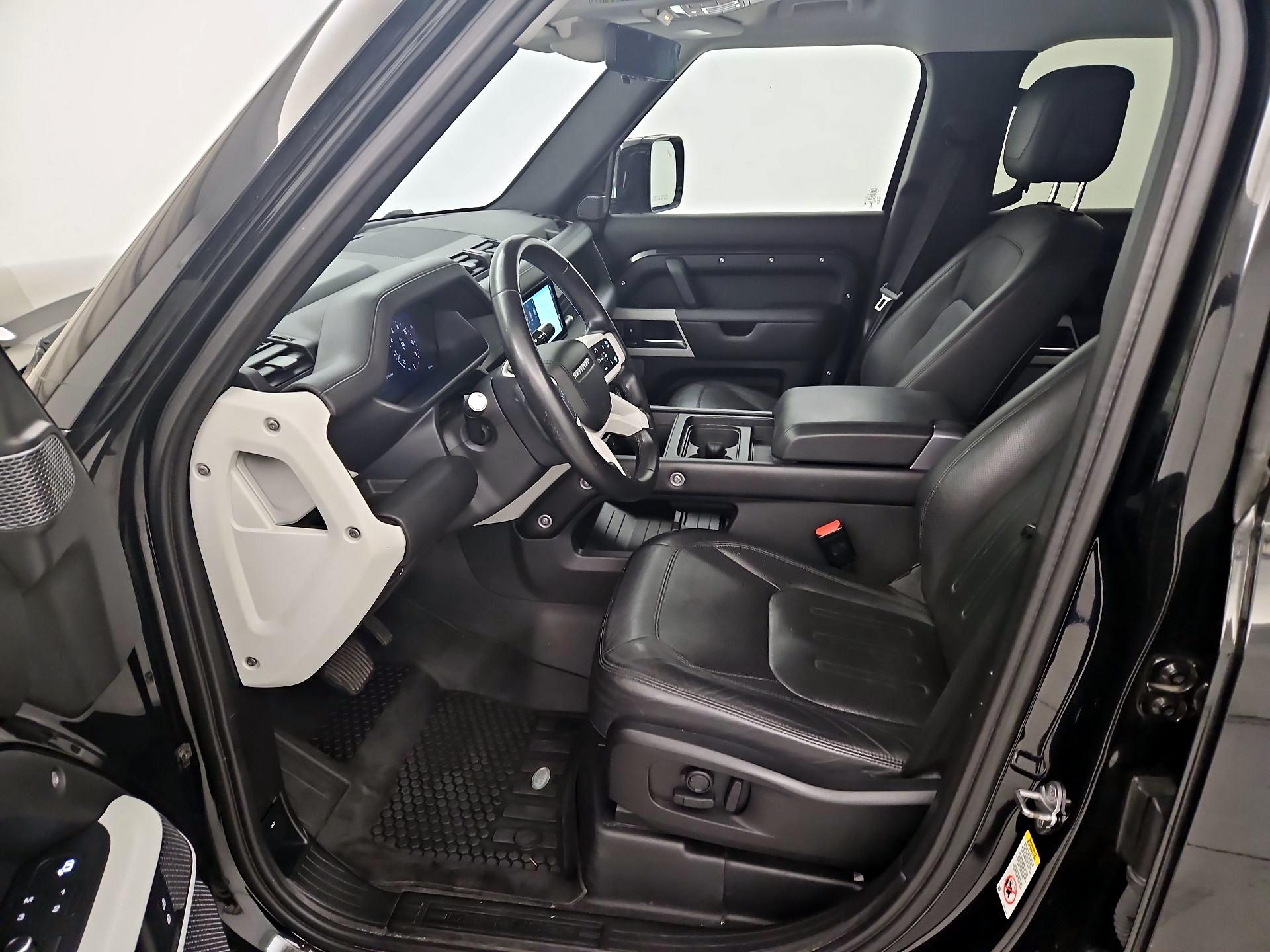 Thumbnail: 2020 Land Rover Defender - 11