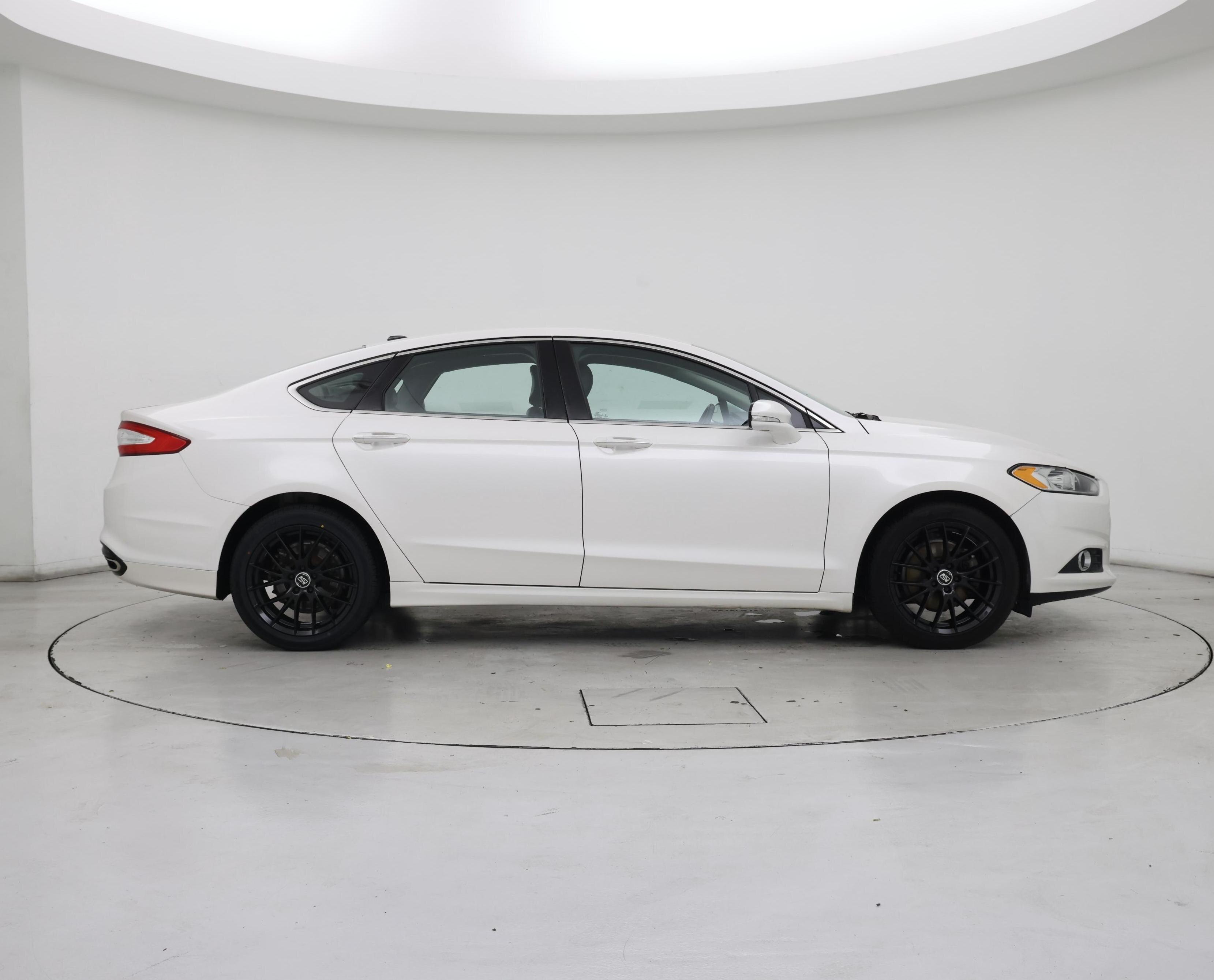 Thumbnail: 2015 Ford Fusion - 7