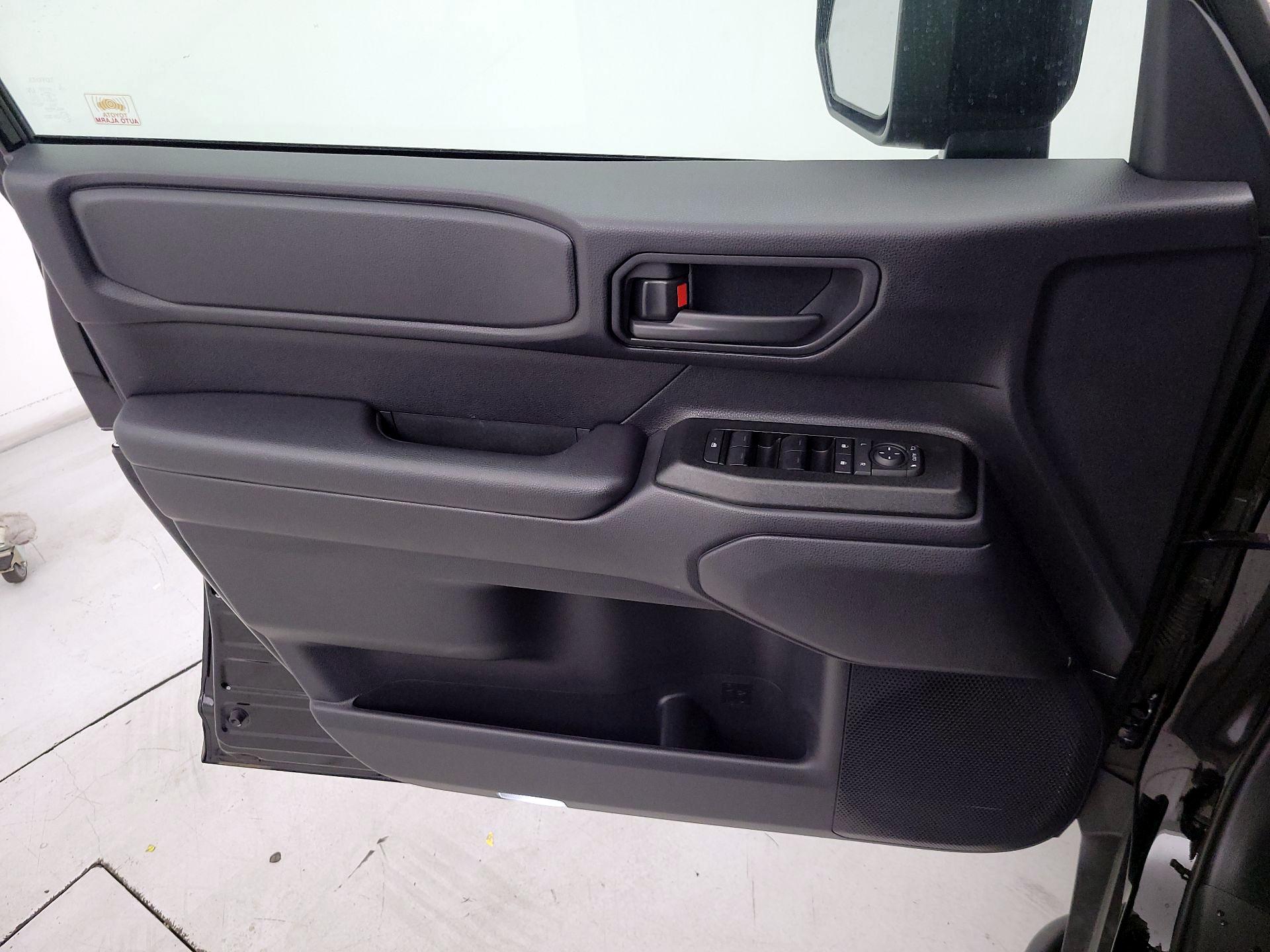 Thumbnail: 2025 Toyota Land Cruiser - 12