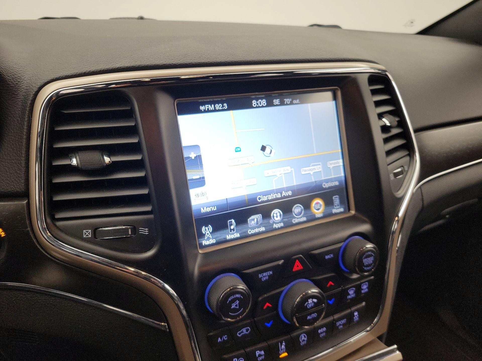 Thumbnail: 2017 Jeep Grand Cherokee - 14