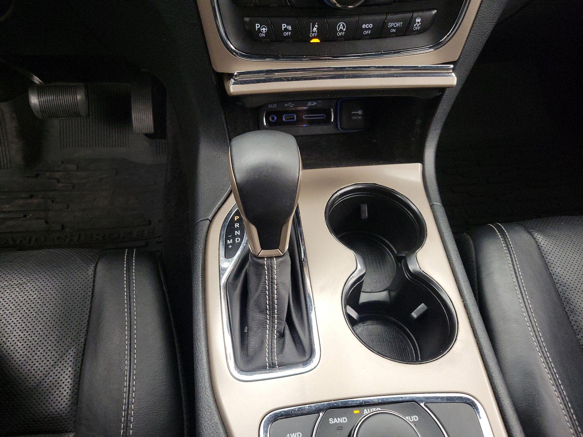 Thumbnail: 2017 Jeep Grand Cherokee - 18