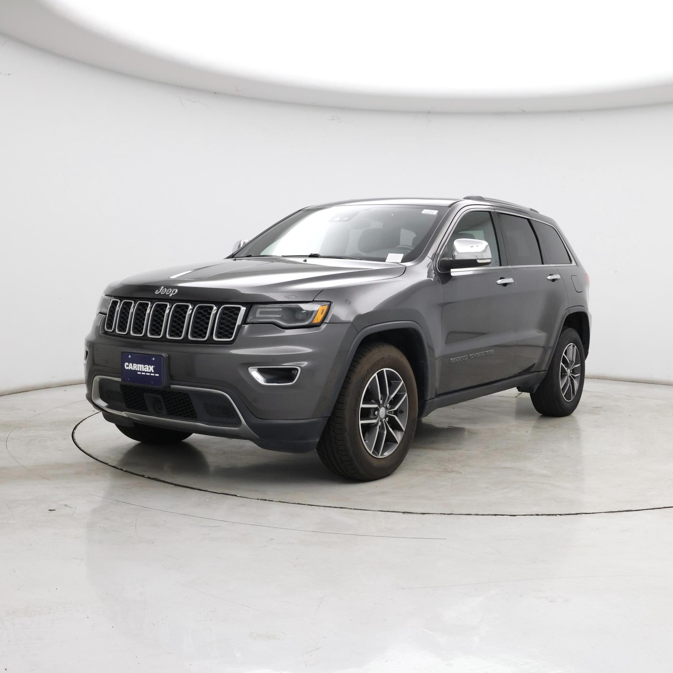 Thumbnail: 2017 Jeep Grand Cherokee - 4